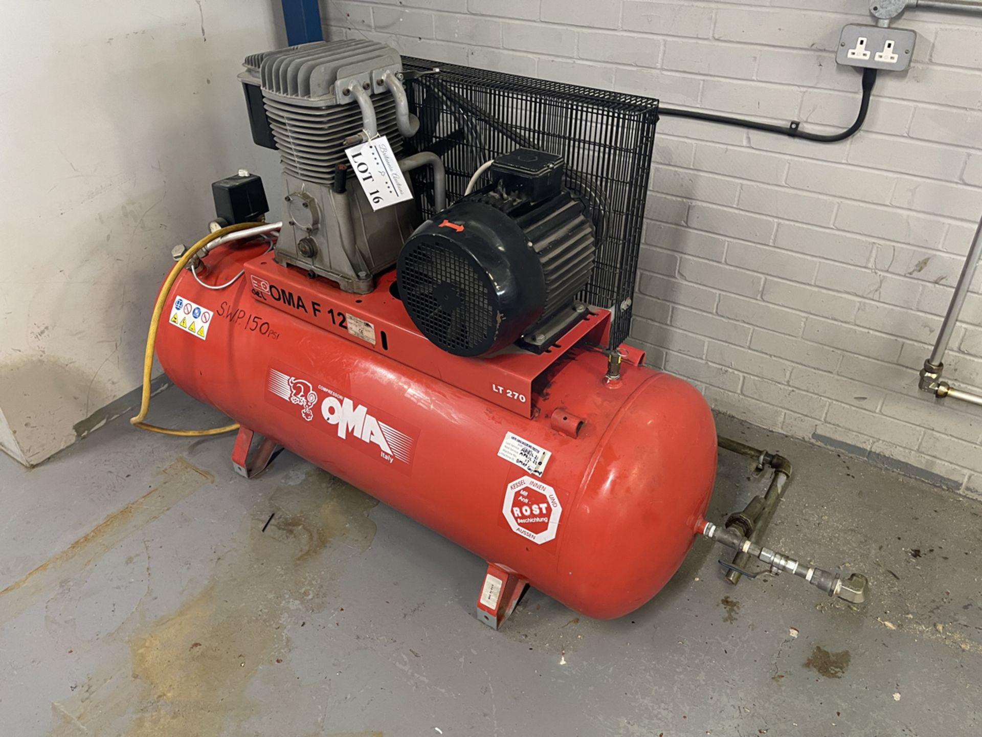 OMA F12 Receiver Mounted Air Compressor. With 270 Litre Receiver. Motor 7.5HP 5.5kW. - Image 2 of 5