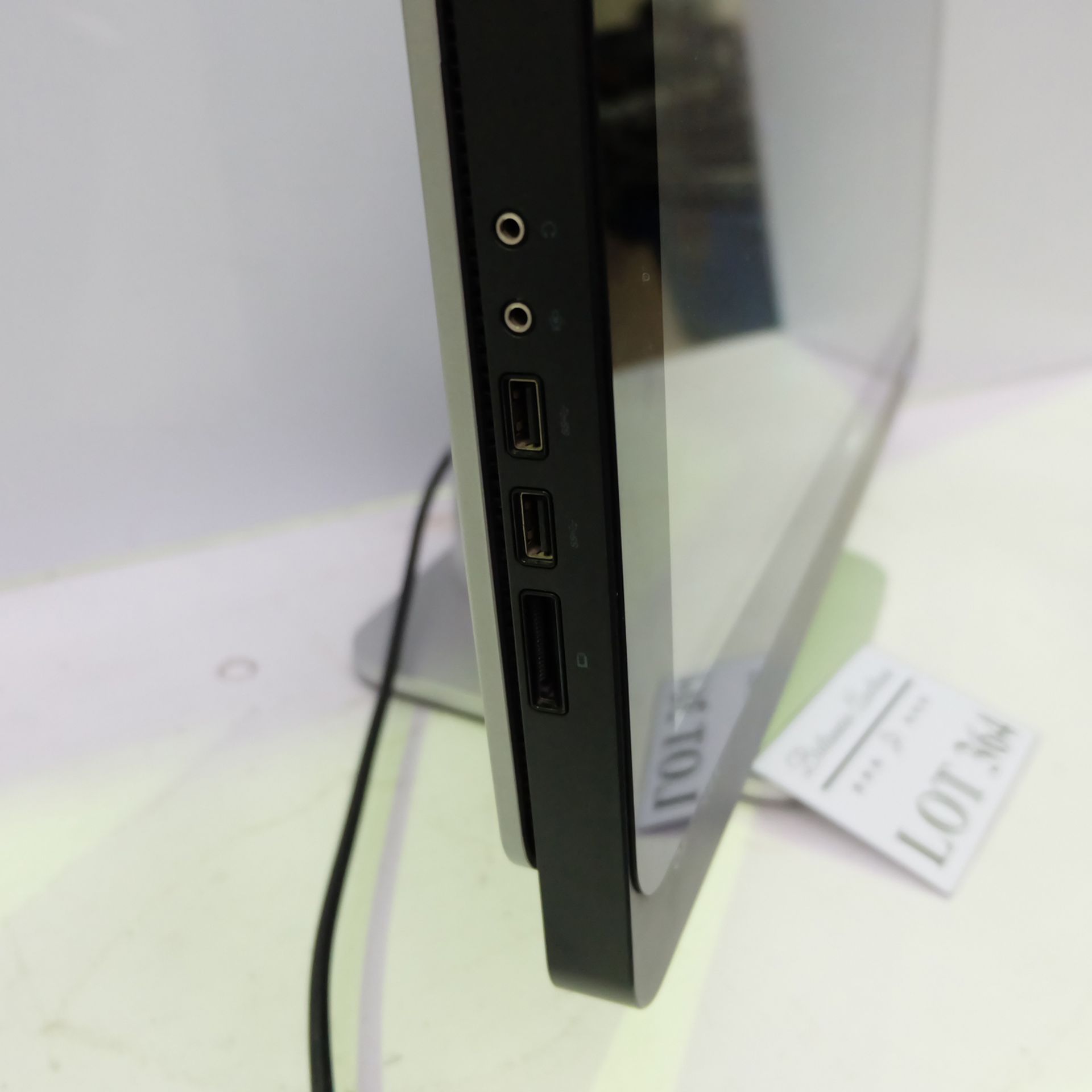 DELL all in 1 Desktop PC. - Image 2 of 8