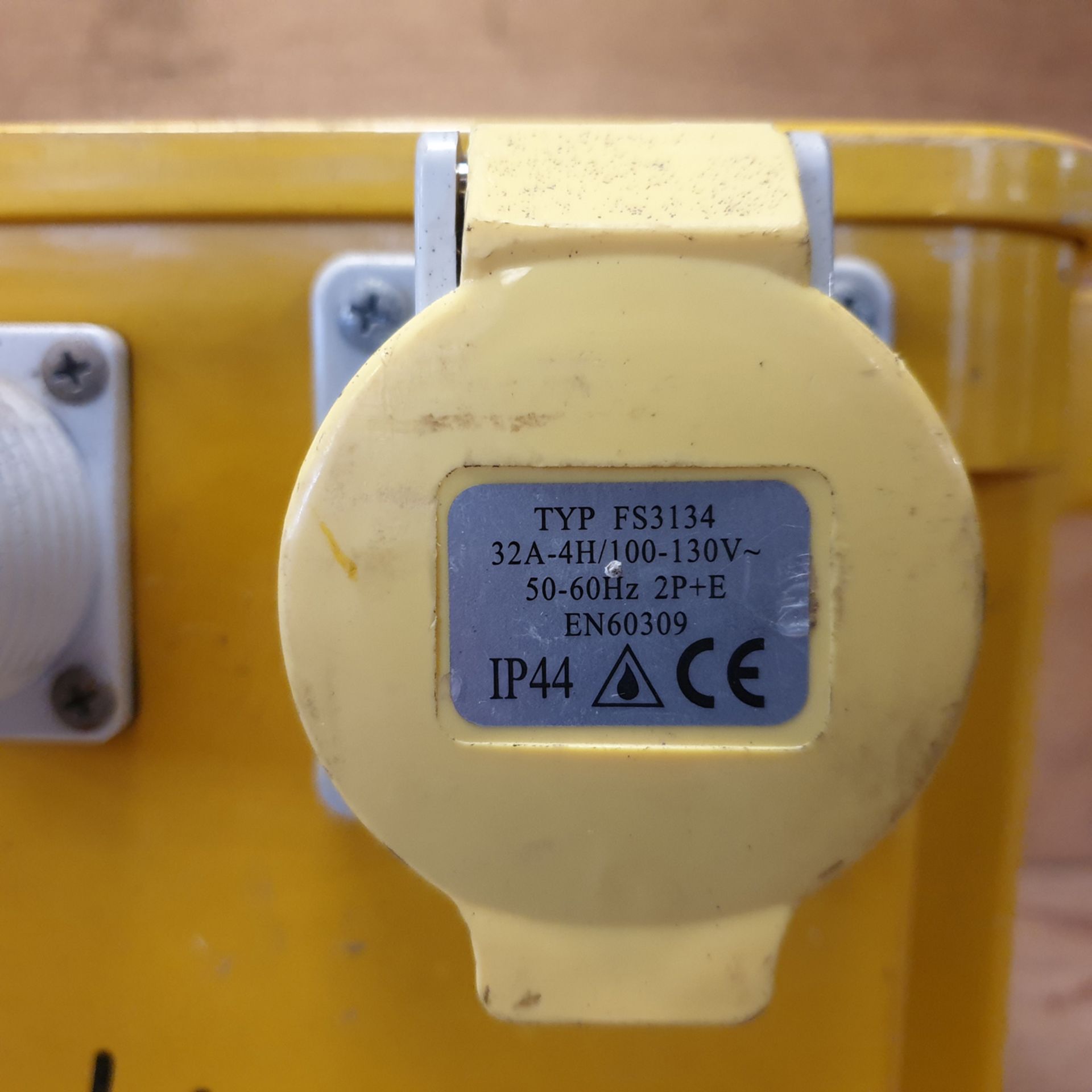 110Volt Transformer. - Image 2 of 4