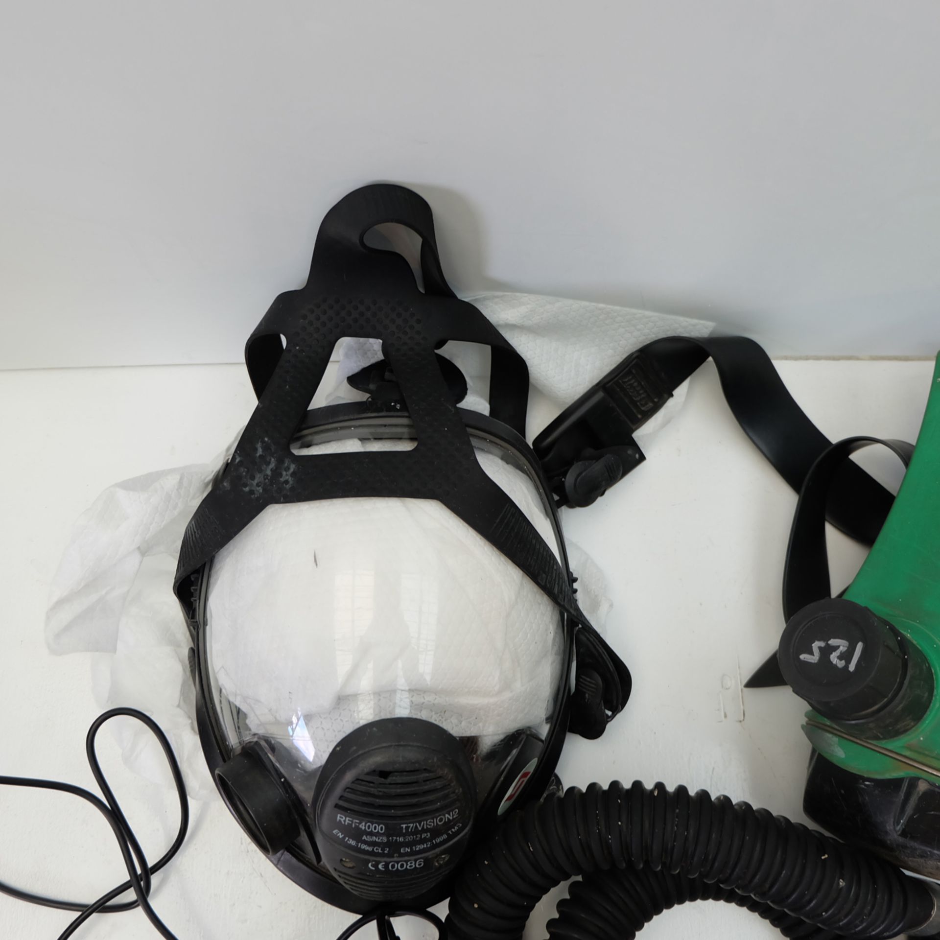 SCOTT Safety Respirator Set. - Image 2 of 7