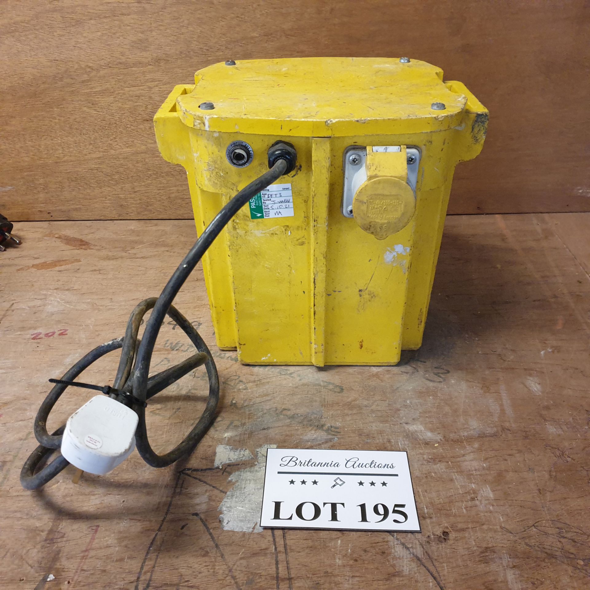 110Volt Transformer. - Image 3 of 3