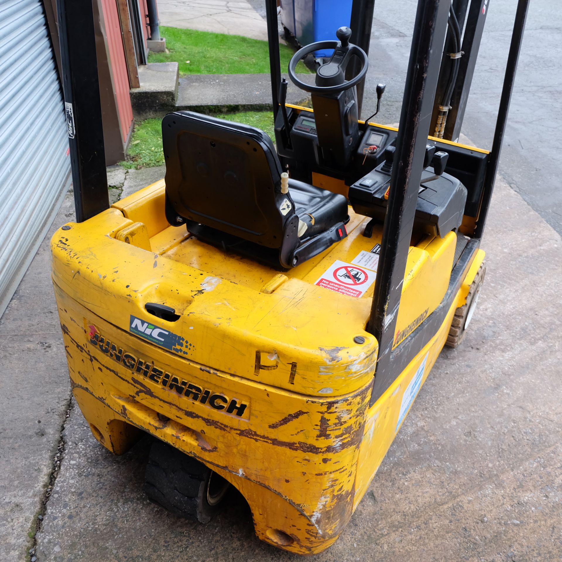 Jungheinrich 3 Wheel Electric Forklift Truck with Associated Charger. (1997) - Image 6 of 16