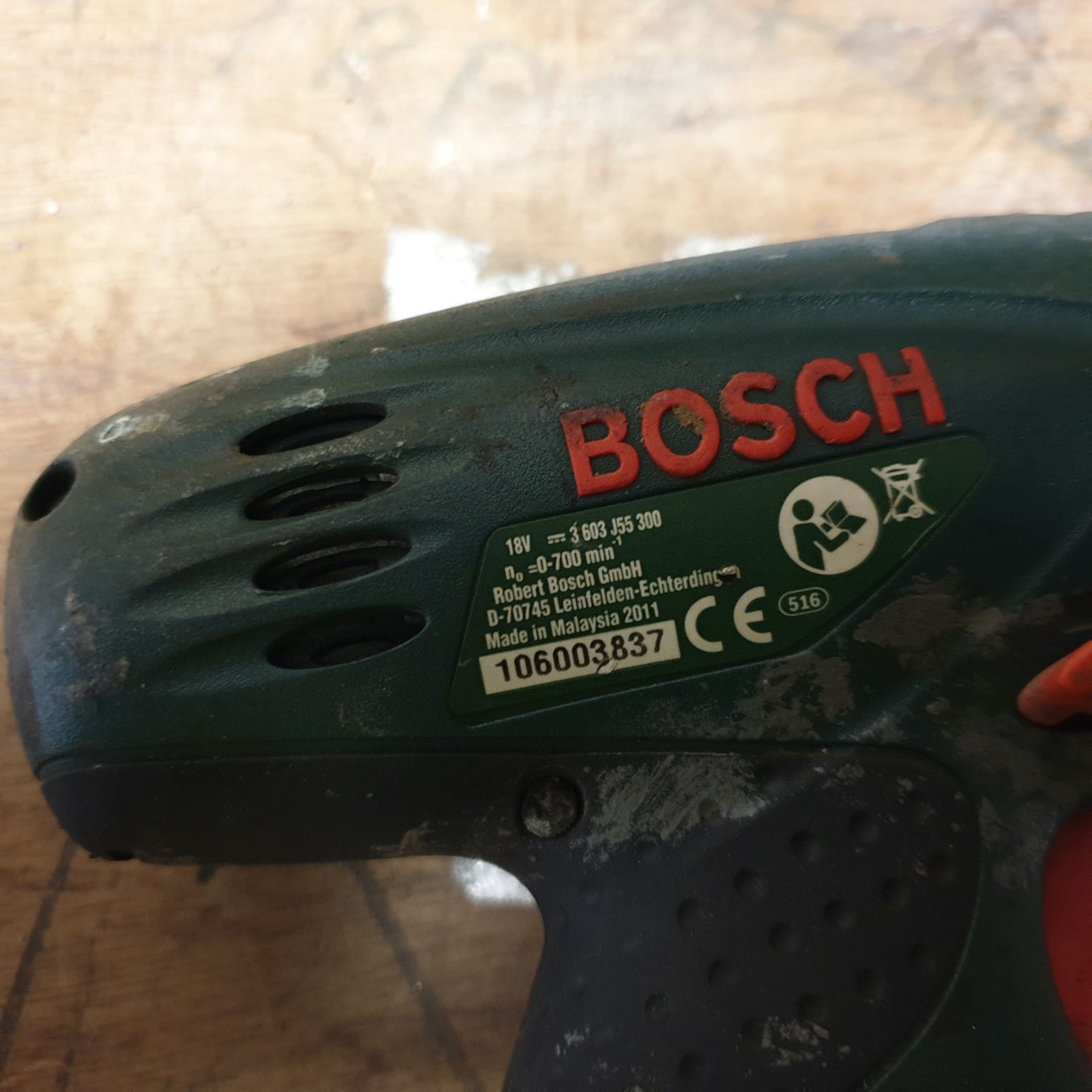BOSCH Cordless Hand Drill with Spare Battery and Charger. Boxed. - Image 4 of 5