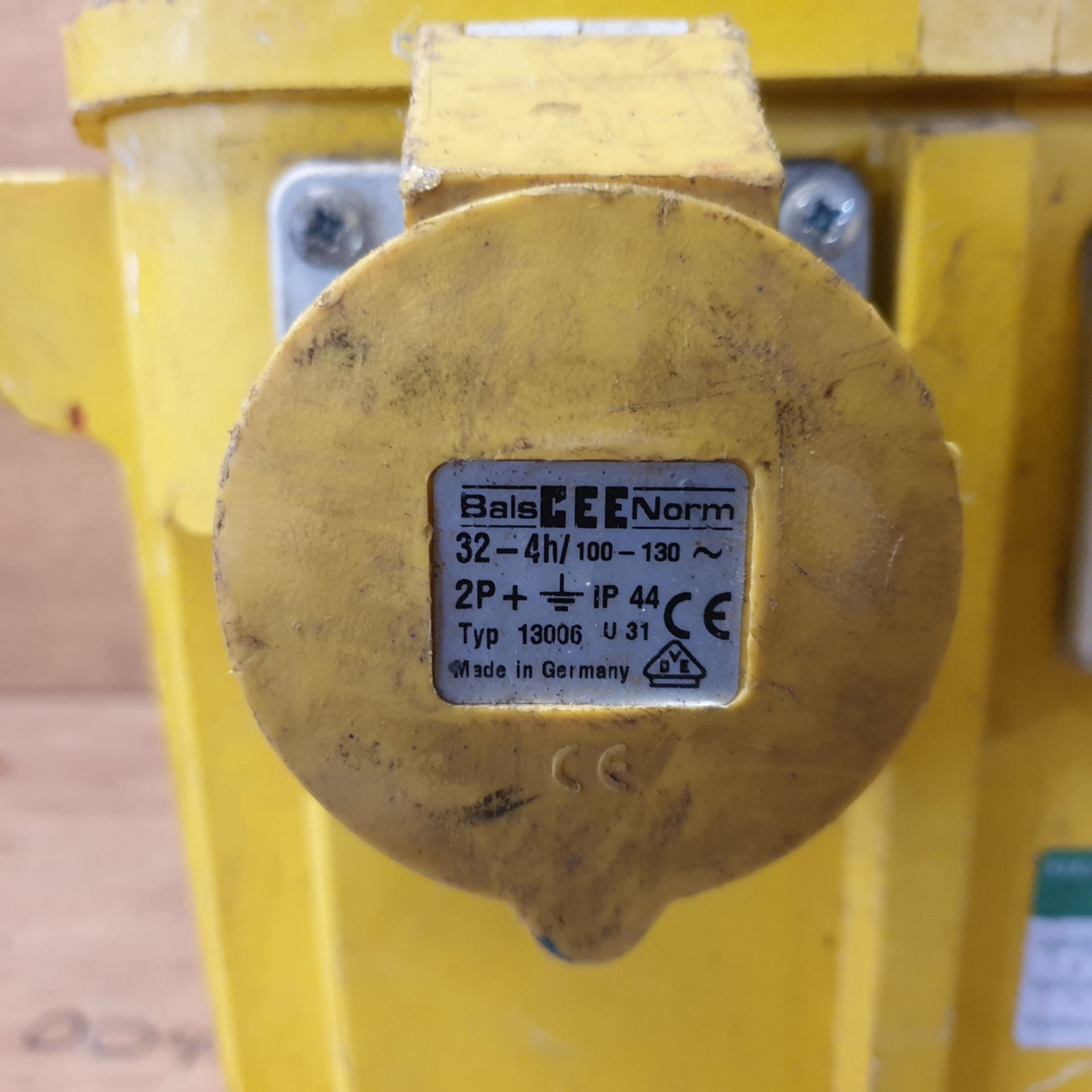 110Volt Transformer. - Image 2 of 3