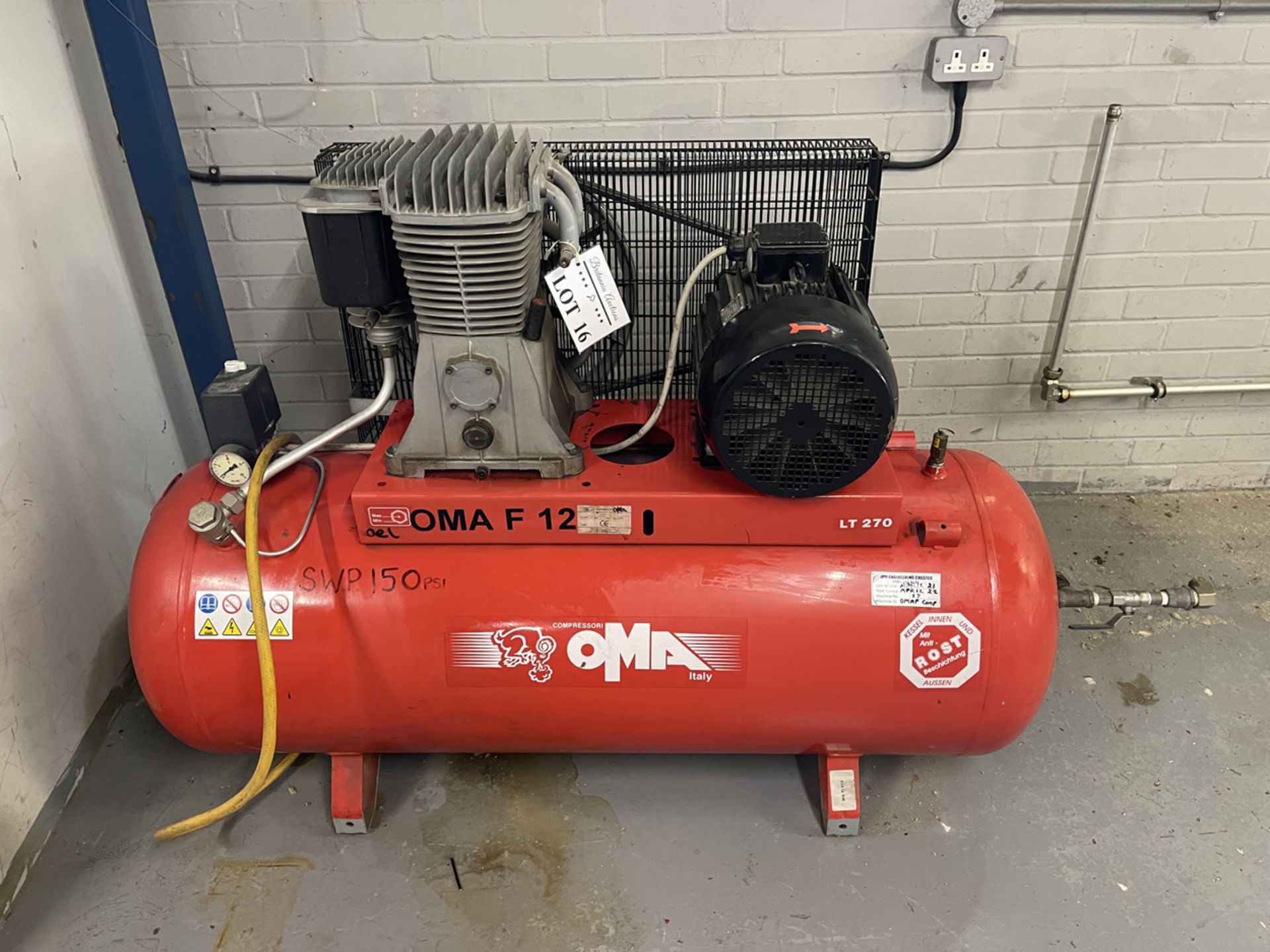 OMA F12 Receiver Mounted Air Compressor.