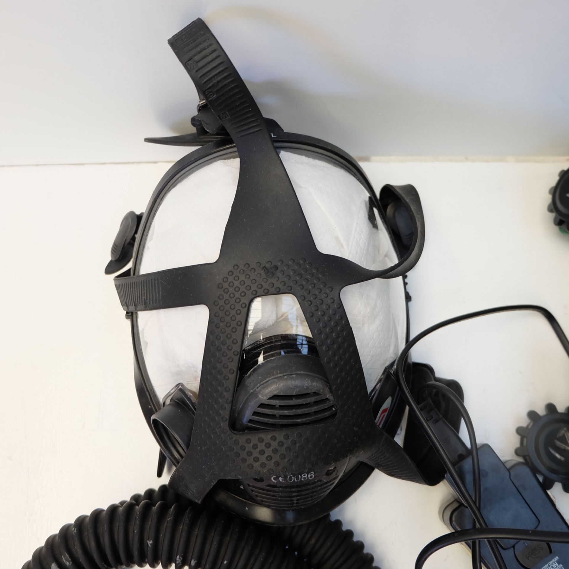 SCOTT Safety Respirator Set. - Image 2 of 8