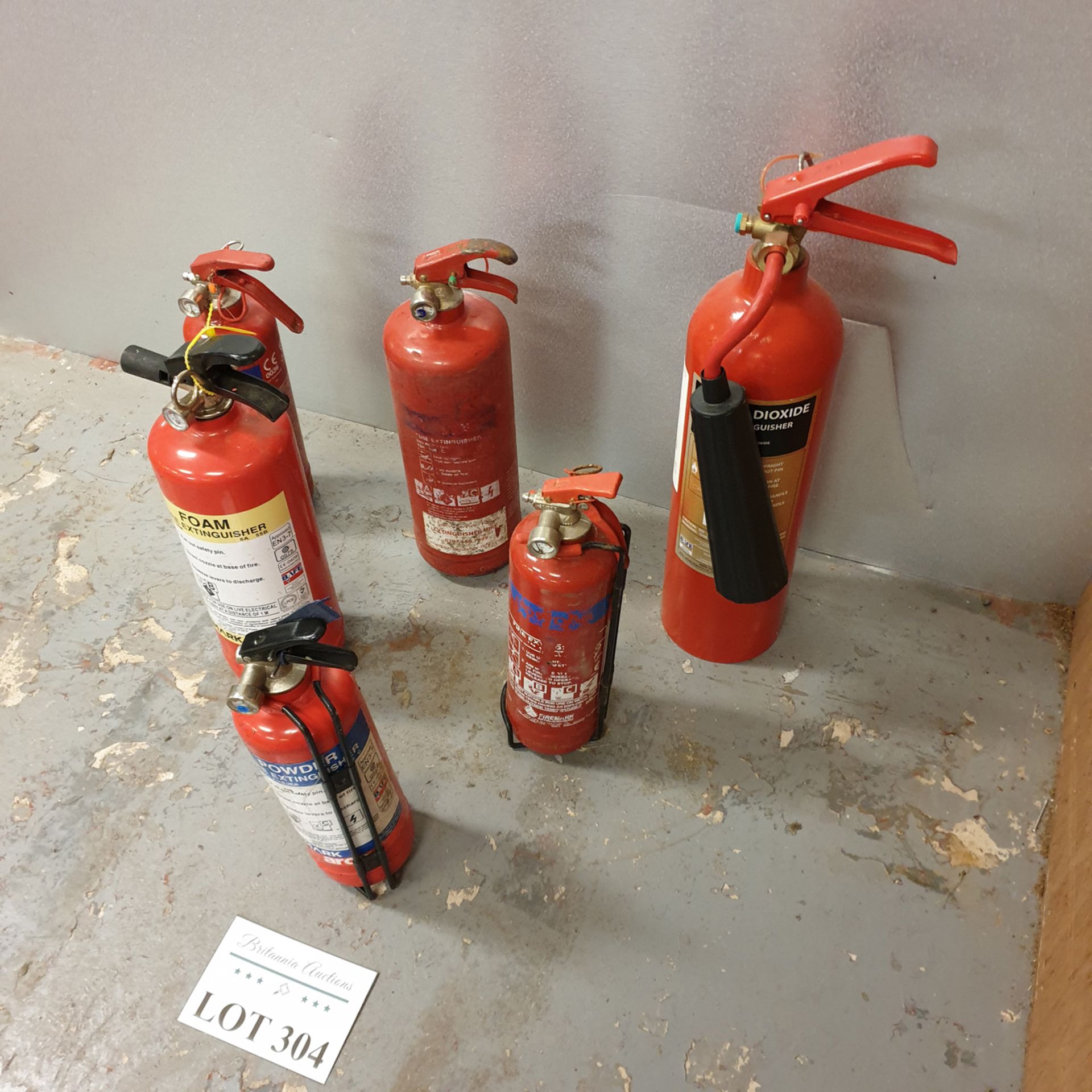 6 x Fire Extinguishers as Lotted. - Image 3 of 3