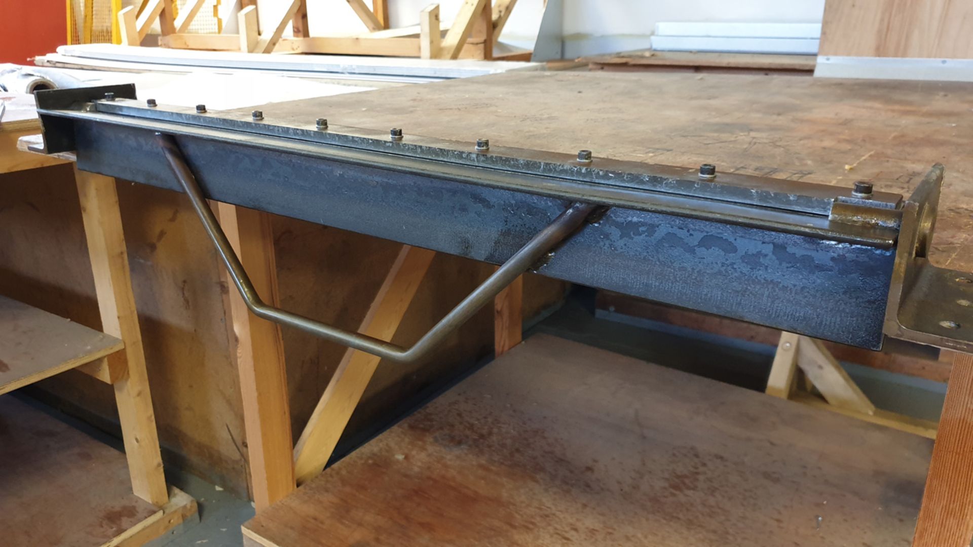 Hand Made Bench Top Sheet Metal Bending Machine. 35" Capacity. - Image 3 of 3