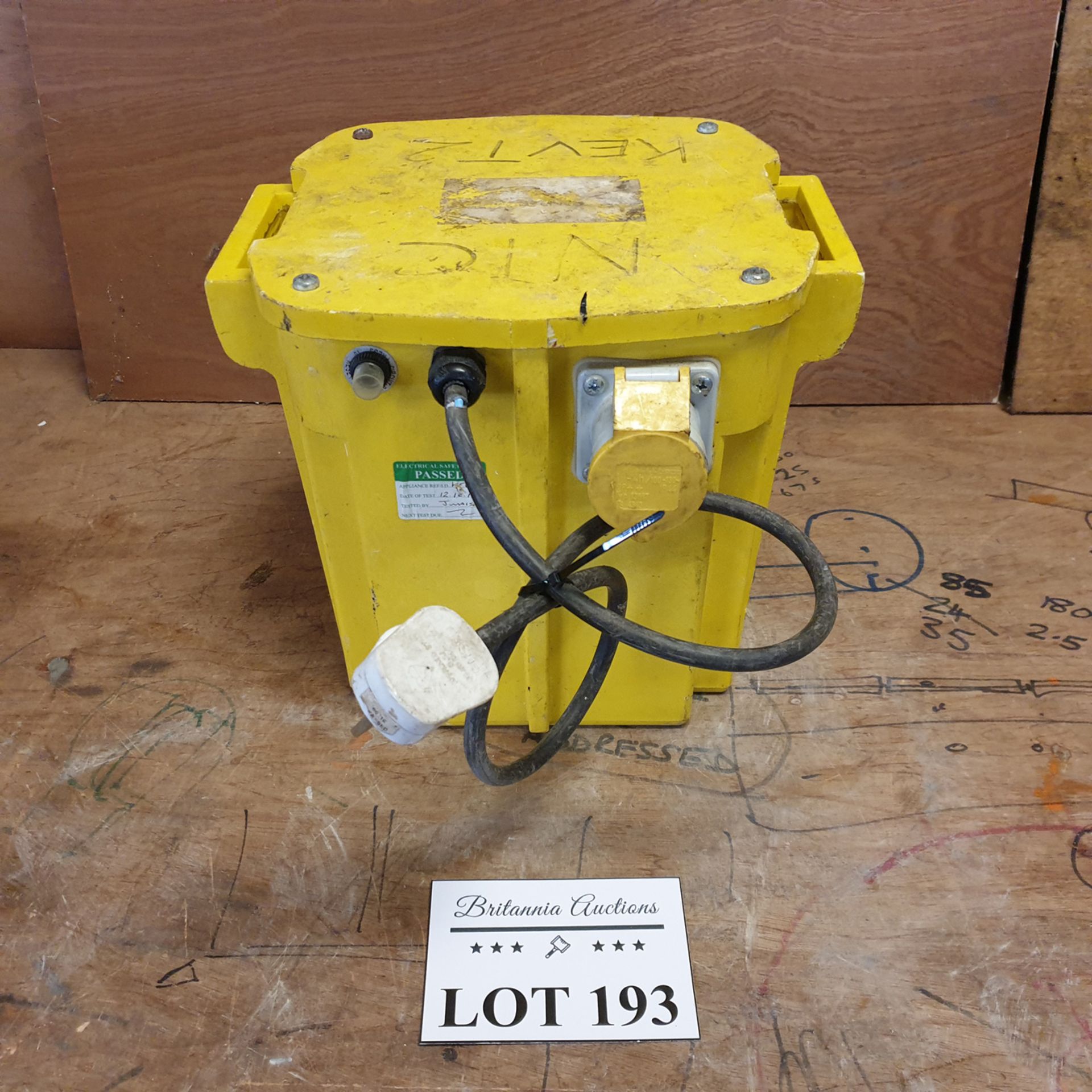 110Volt Transformer. - Image 3 of 3