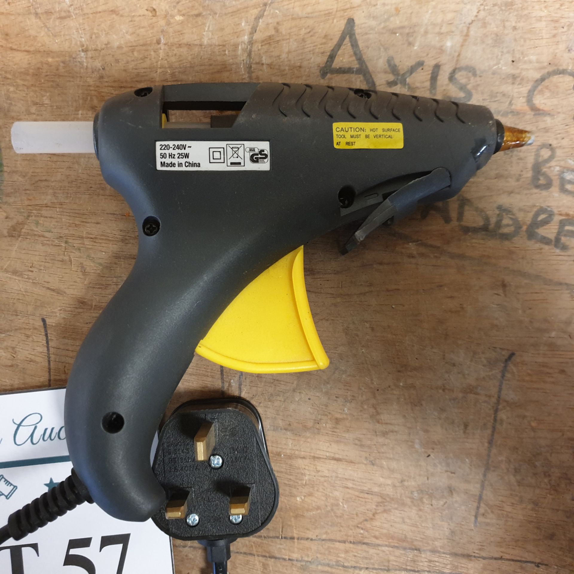 Stanley 80 Watts Glue Gun. Single Phase. - Image 2 of 2