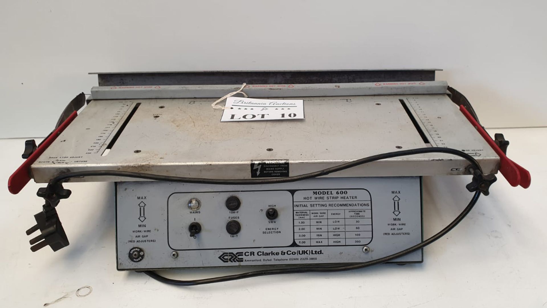 CR Clarke & Co Ltd. Hot Wire Strip Heater Model 600. Single Phase.