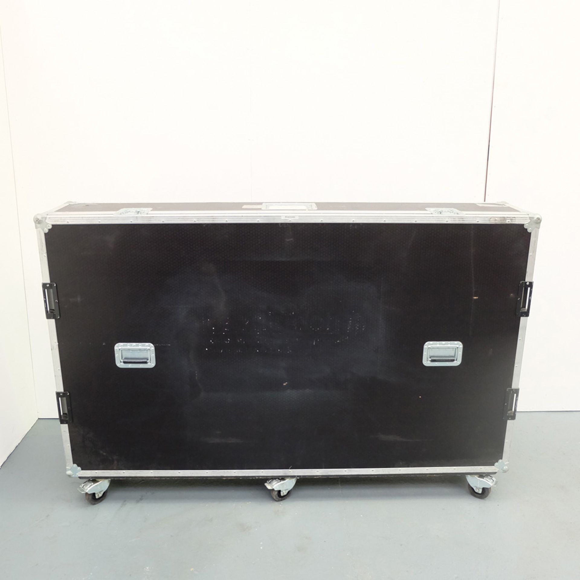 Armoured TV Screen Flight/Travel Case.