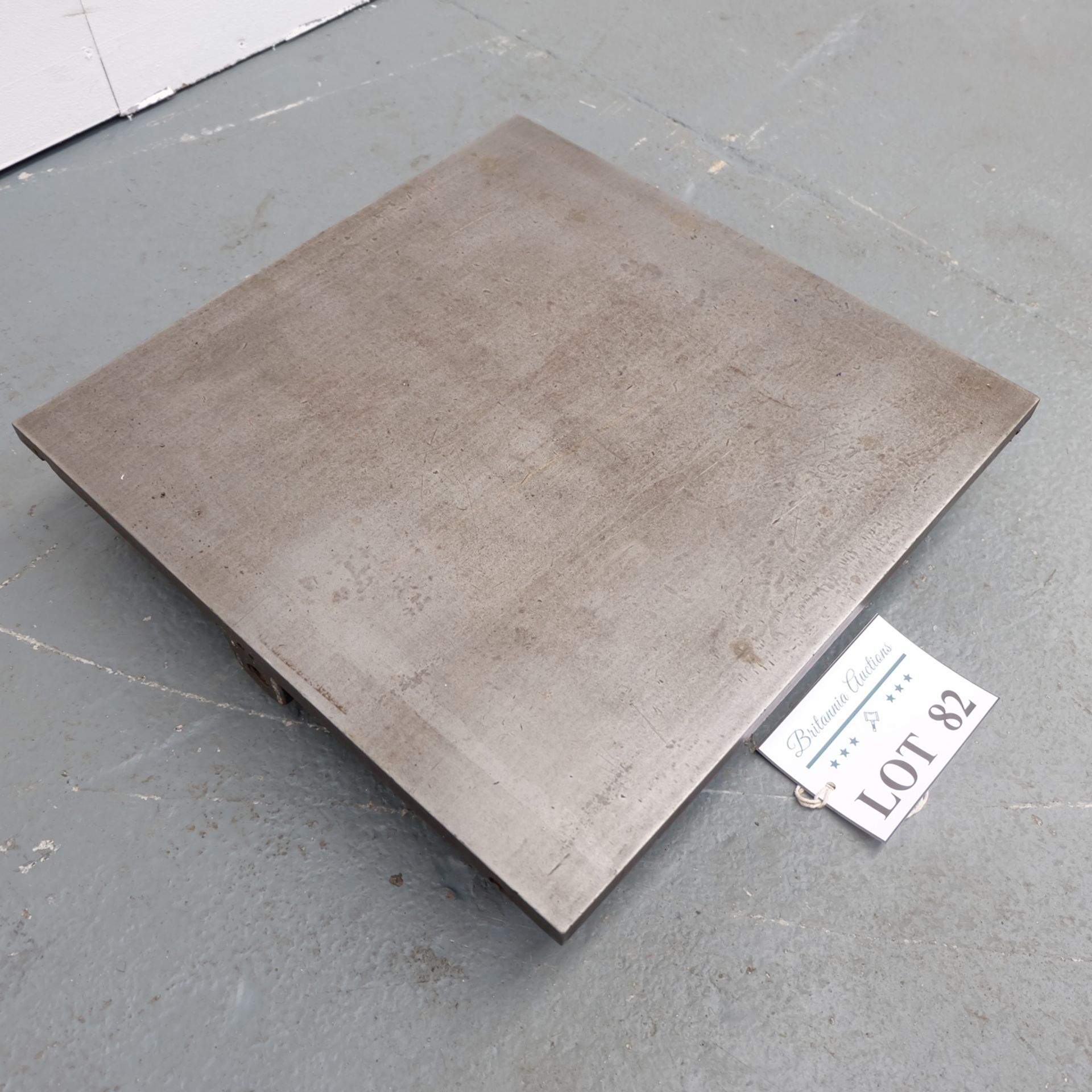 Windley Bros Cast Iron Surface Plate. Approx 18" x 18" x 3 1/2" High. - Image 3 of 5