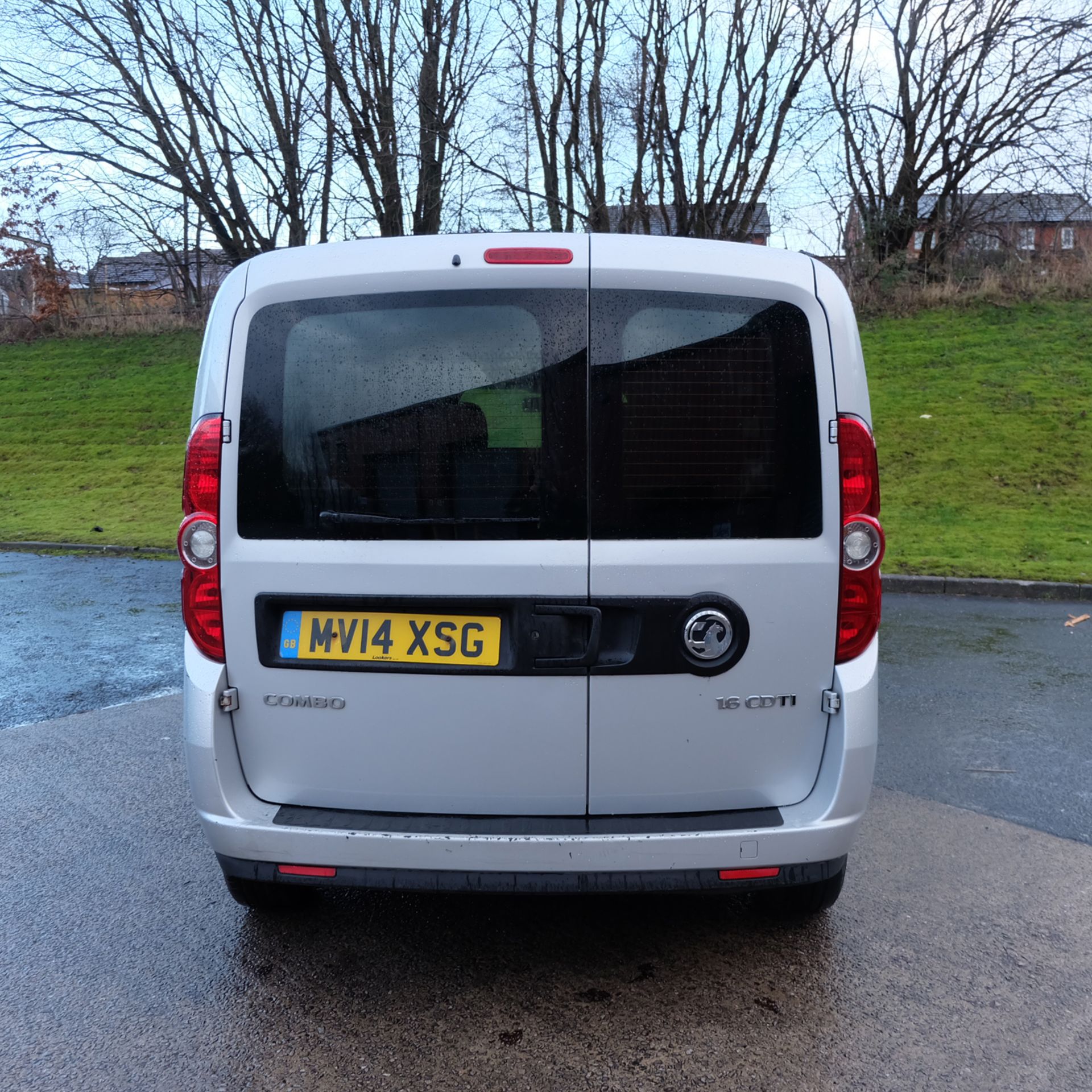 Vauxhall Combo 1.6 CDTI Sportive Van. Year 2014. - Image 9 of 20