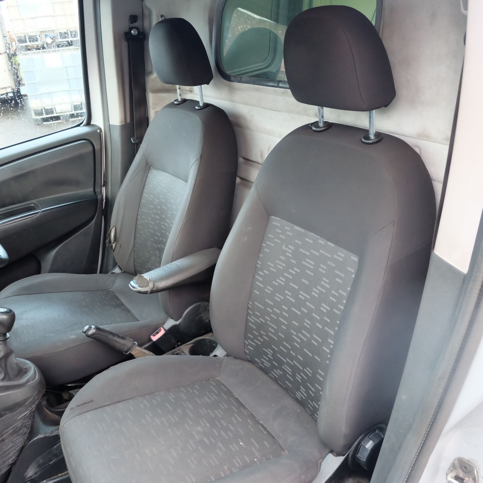 Vauxhall Combo 1.6 CDTI Sportive Van. Year 2014. - Image 20 of 20