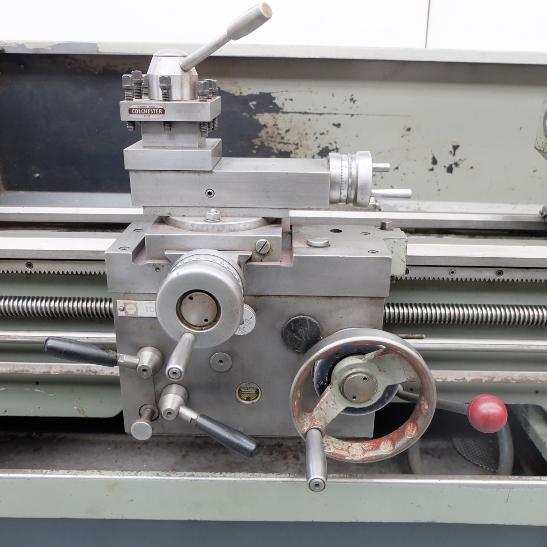 Colchester Master 2500 Gap Bed Centre Lathe. Height of Centres 6 1/2". Swing Over Bed 13 1/4". - Image 9 of 10