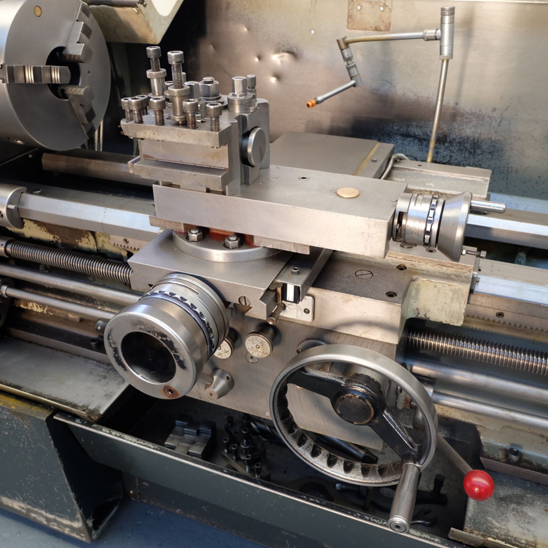 Colchester Mascot 1600 Gap Bed Centre Lathe. Swing Over Bed 17". Swing Over Cross Slide 10 1/2". - Image 7 of 13