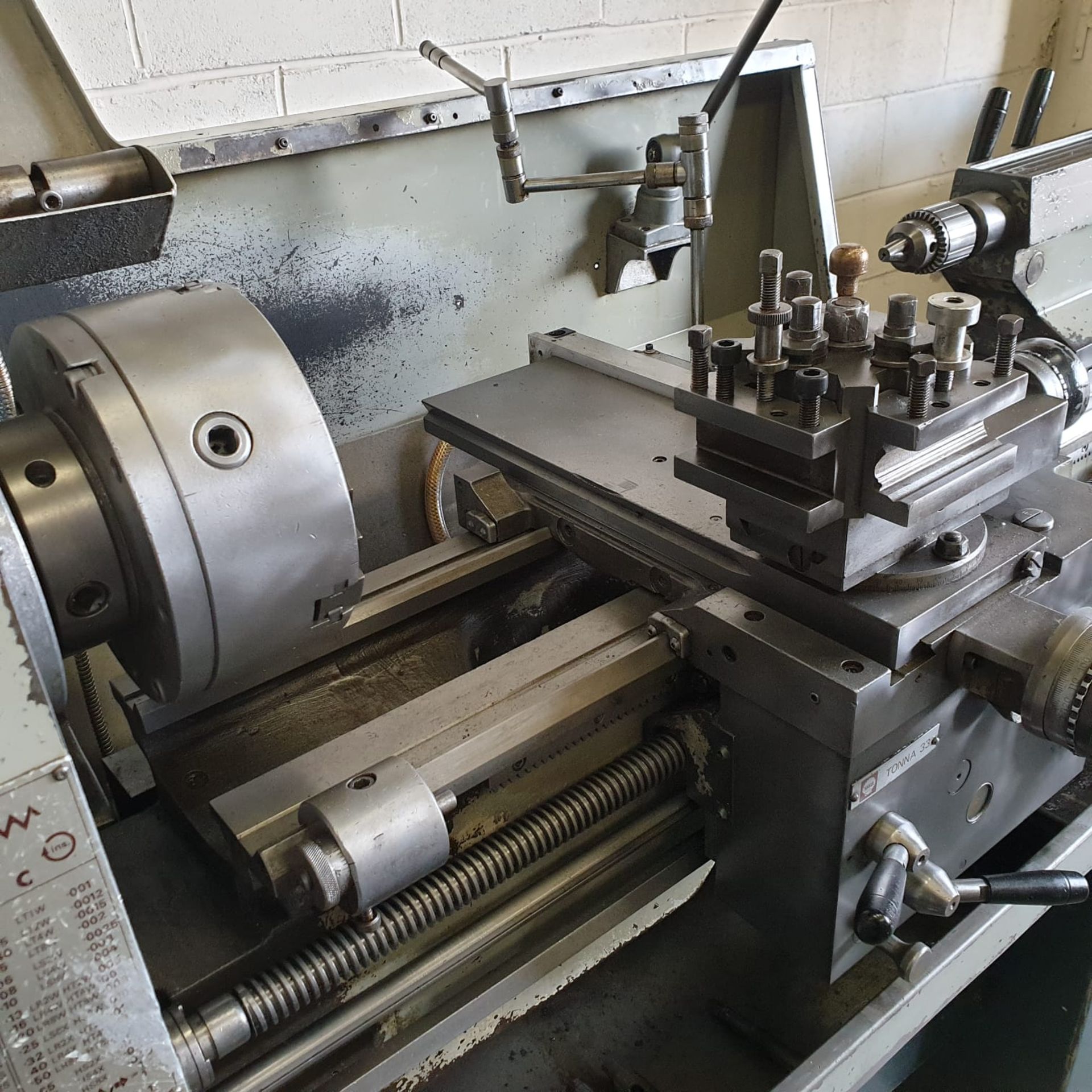 Colchester Master 2500. Gap Bed Centre Lathe. Distance Between Centres 25". Swing Over Bed 13 1/4". - Image 3 of 11