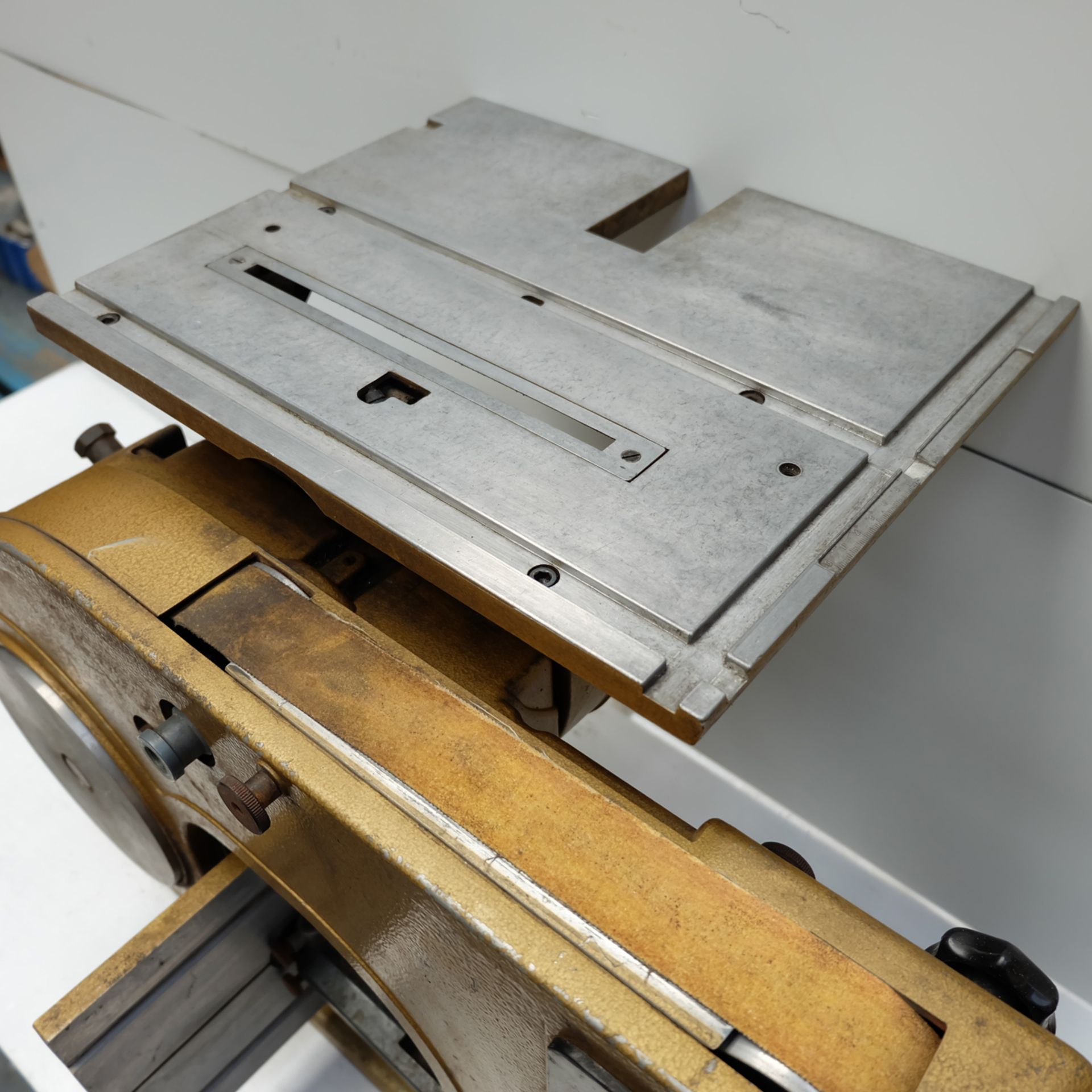 Emcostar Sanding, Linishing and Sawing Machine. Single Phase. (Requires Blades). - Image 6 of 10