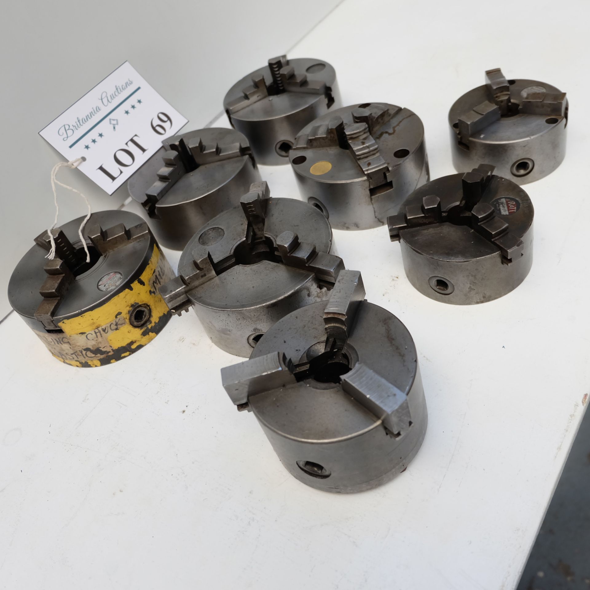 8 x 3 Jaw Chucks. Approx Diameters 4", 4", 4 1/4", 5", 5", 5", 5" & 130mm. - Image 4 of 4