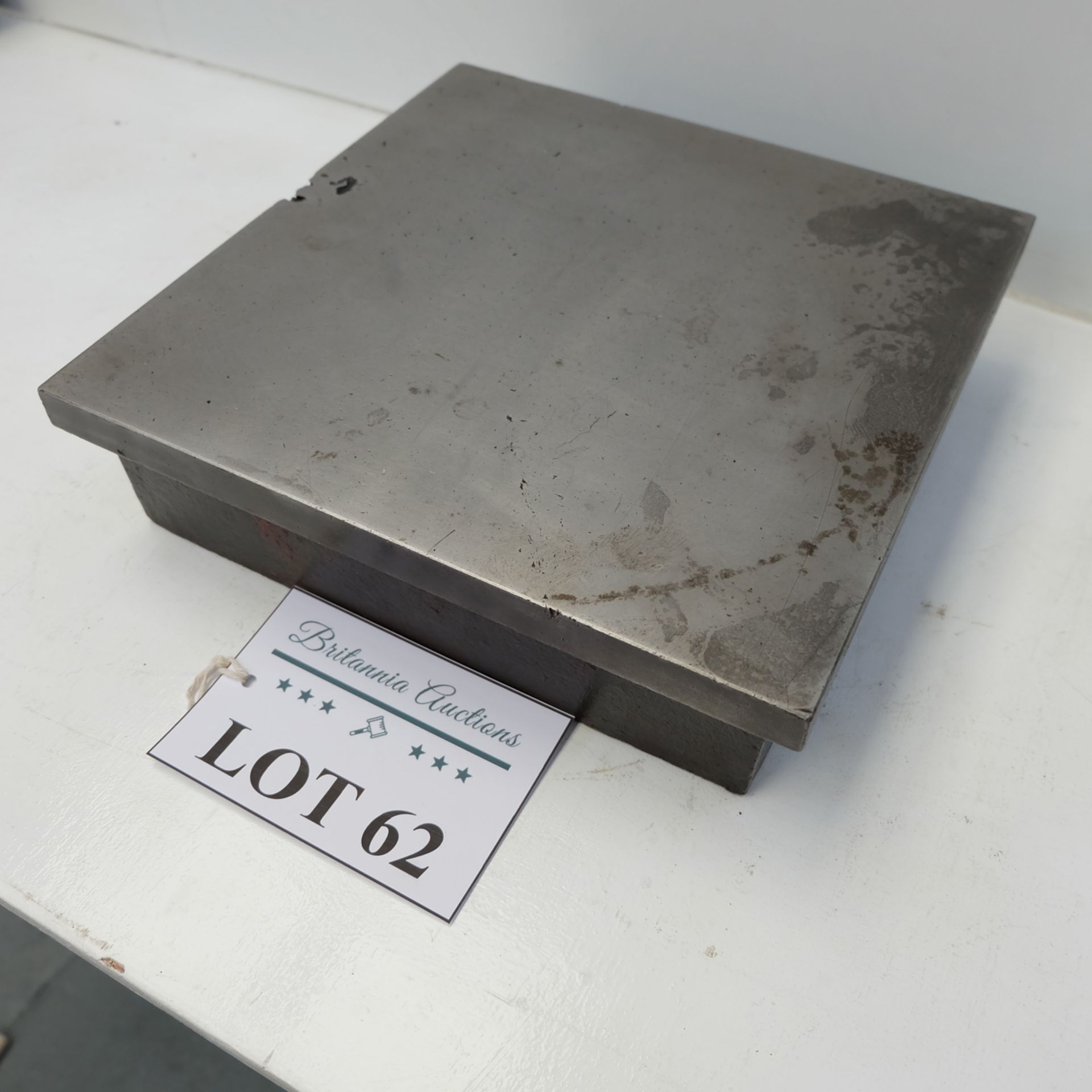 Cast Iron Surface Plate. 310mm x 310mm Approx. - Image 3 of 4