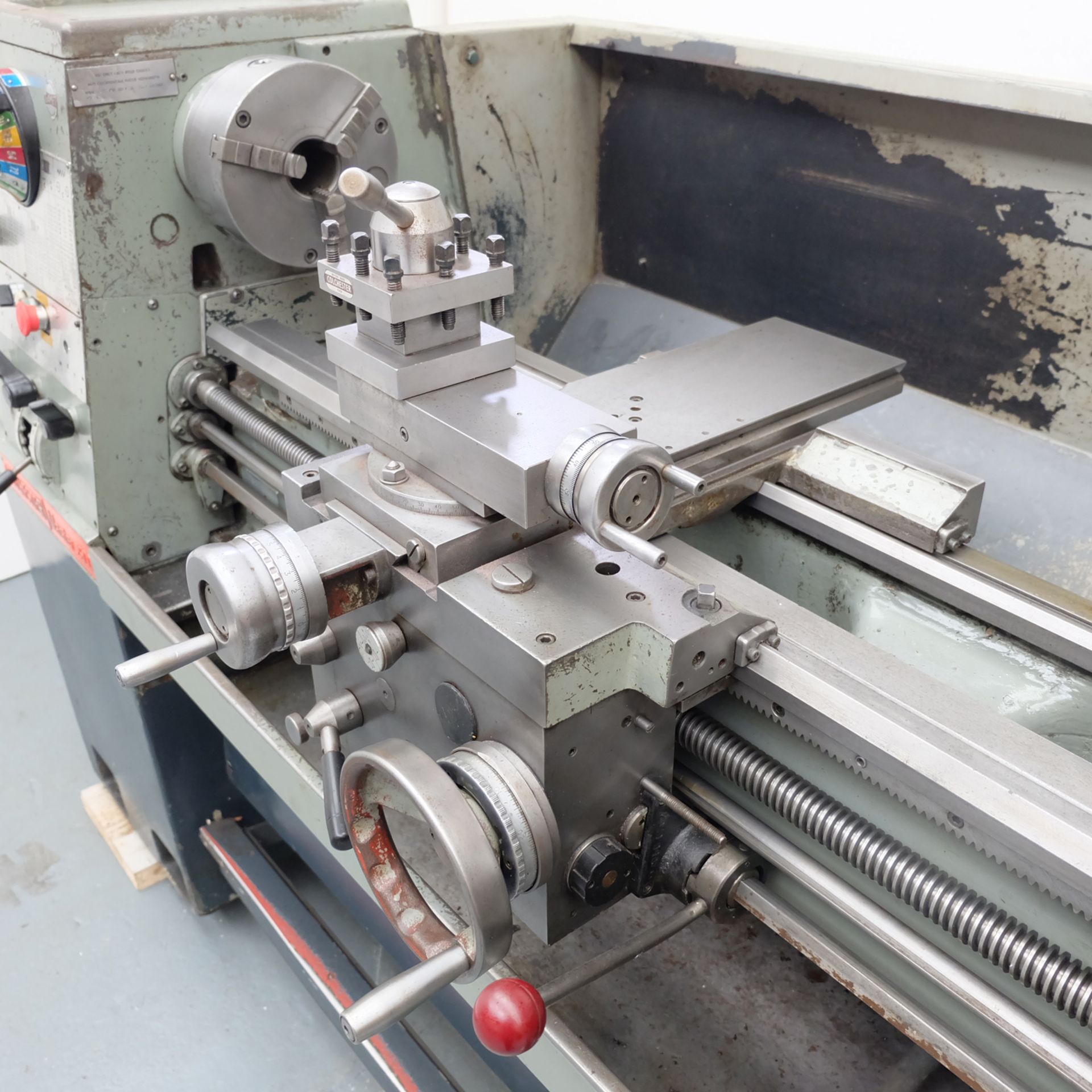 Colchester Master 2500 Gap Bed Centre Lathe. Height of Centres 6 1/2". Swing Over Bed 13 1/4". - Image 6 of 10