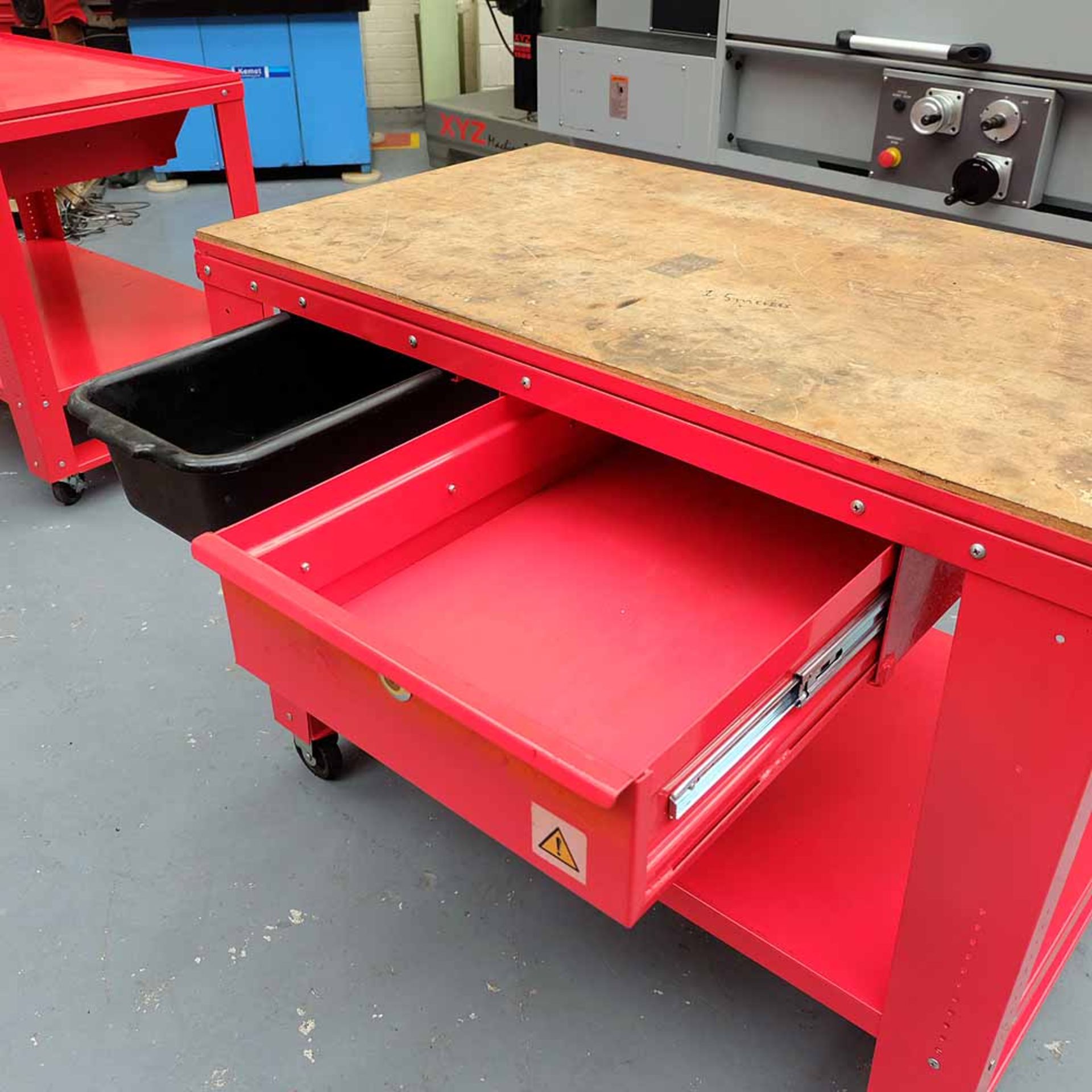 Clarke Model CERT1225 Mobile Steel Engine Repair Table. Work Surface 1225 x 730mm. - Image 3 of 5