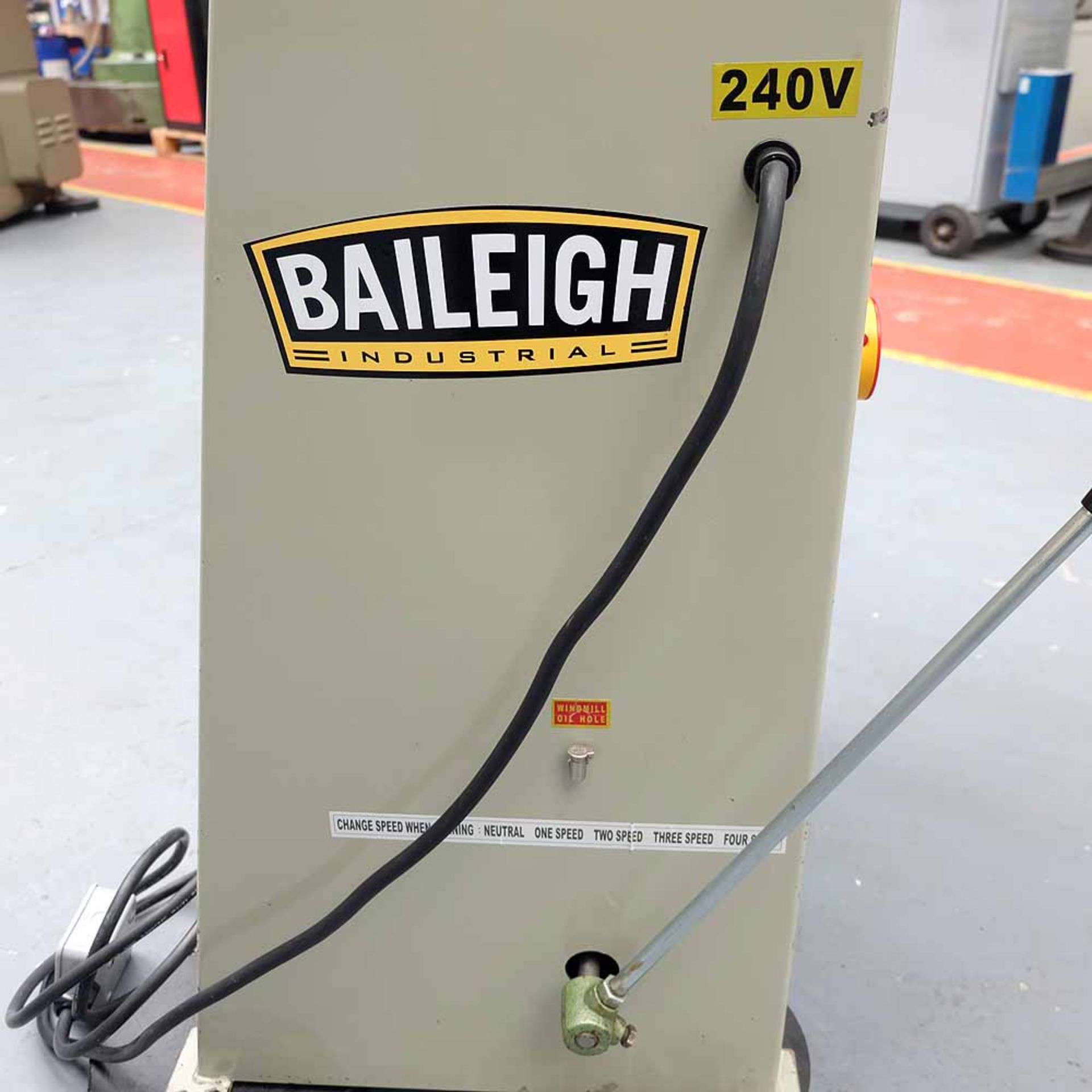 Baileigh Model BSV-12 Vertical Bandsaw. Table Size 500 x 500mm. - Image 10 of 12