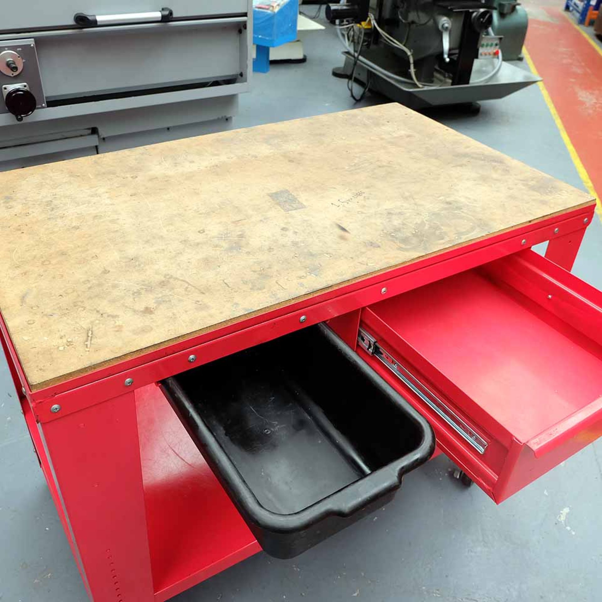 Clarke Model CERT1225 Mobile Steel Engine Repair Table. Work Surface 1225 x 730mm. - Image 4 of 5