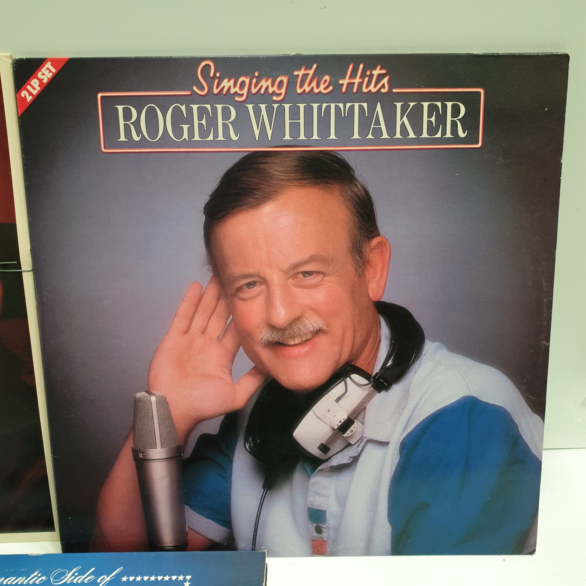 Selection of 6 Roger Whittaker Vinyl Records. Includes 1 Signed Book. - Image 6 of 9