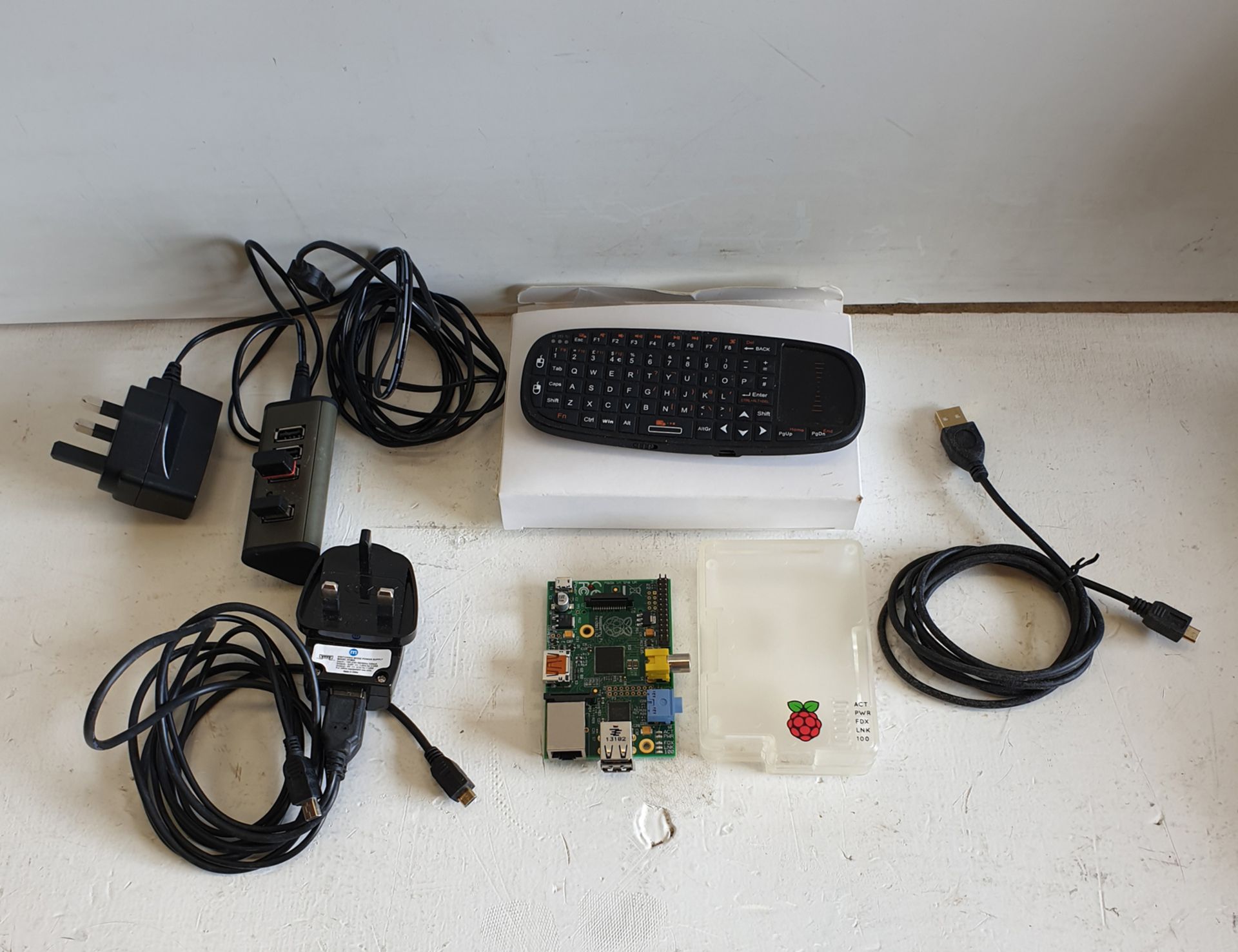 Maplin Raspberry Pi Advanced Kit. - Image 2 of 8