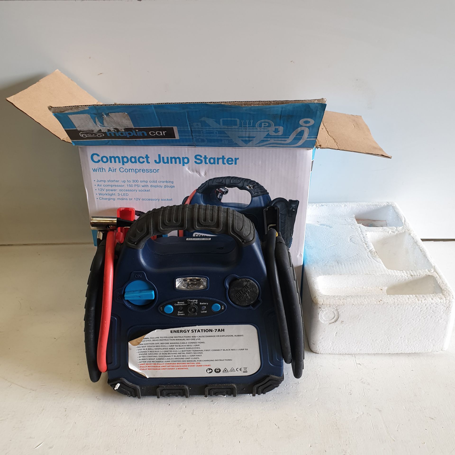 Mapplin Compact Car Jump Starter with Air Compressor.