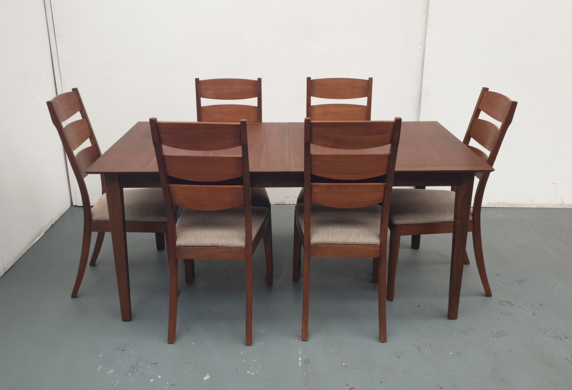 Solid Wood Dining Table & Chairs. Approx Dimensions 1700mm x 900mm x 780mm High.