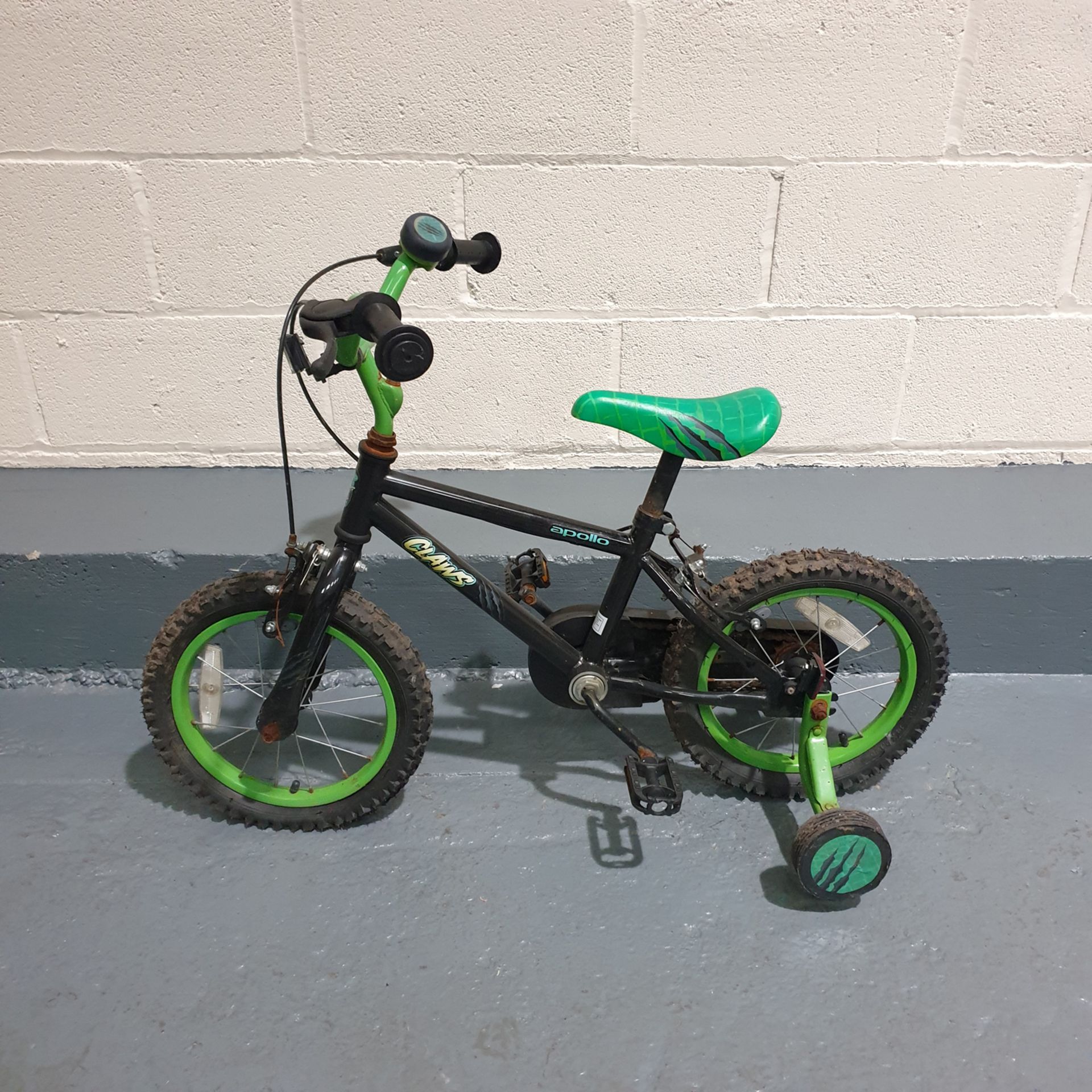 Childrens APOLLO Green and Black Bicycle With Stabilisers and Bell. Bike