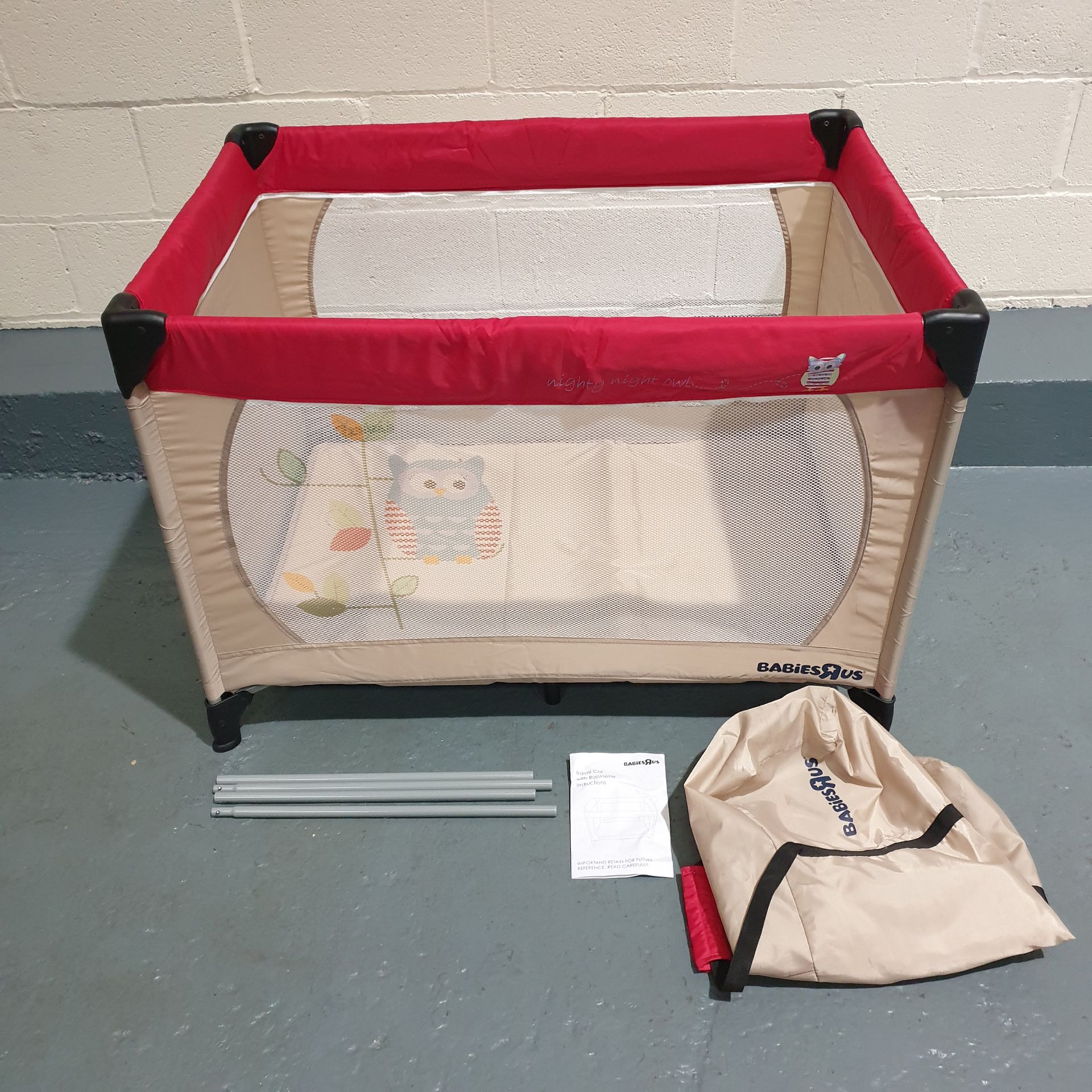 BABIES R Us Travel Cot With Bassinette. Comes With Instructions.