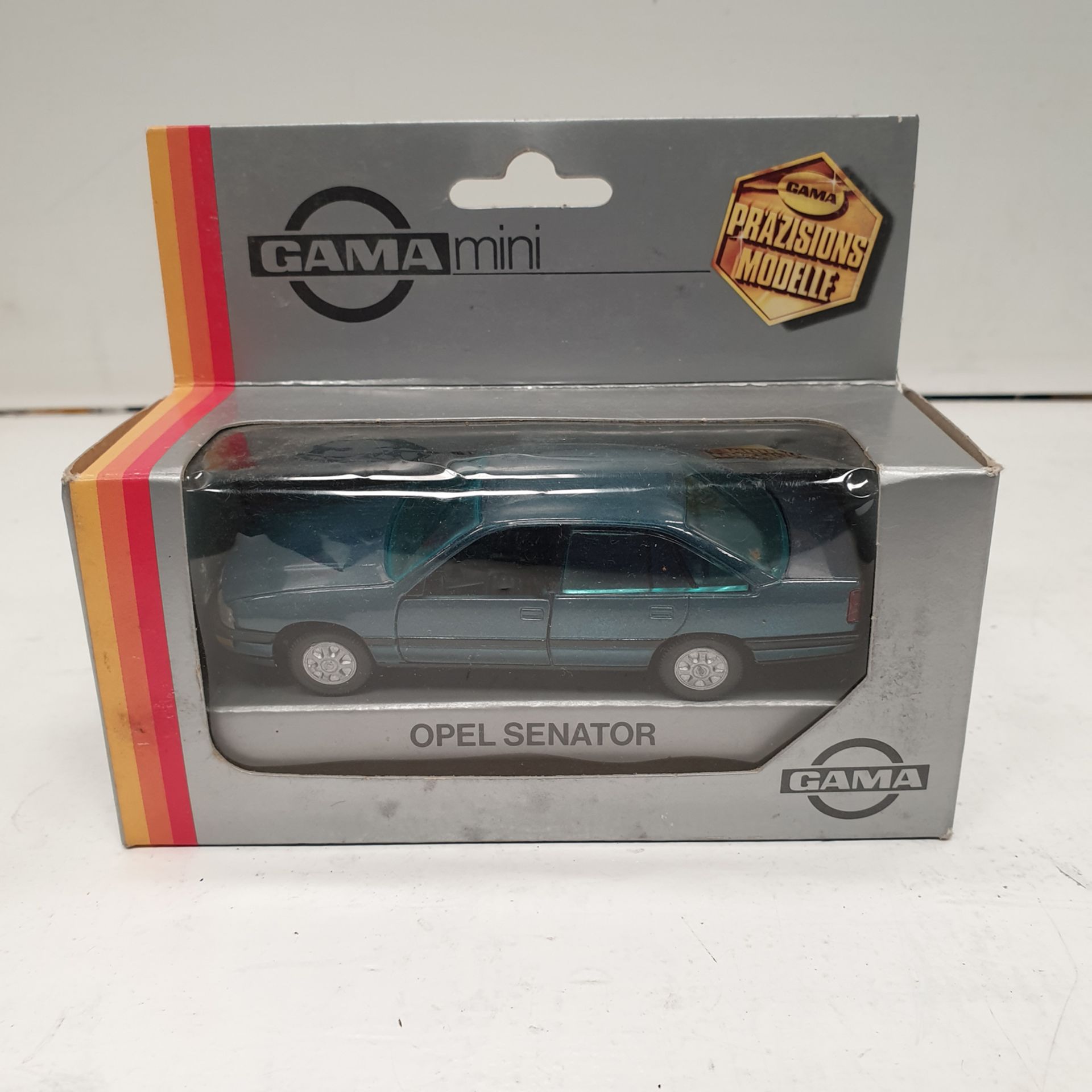 GAMAmini PR'A'ZISIONS MODELLE Opel Senator 1133 Car Model. In Original Packaging.