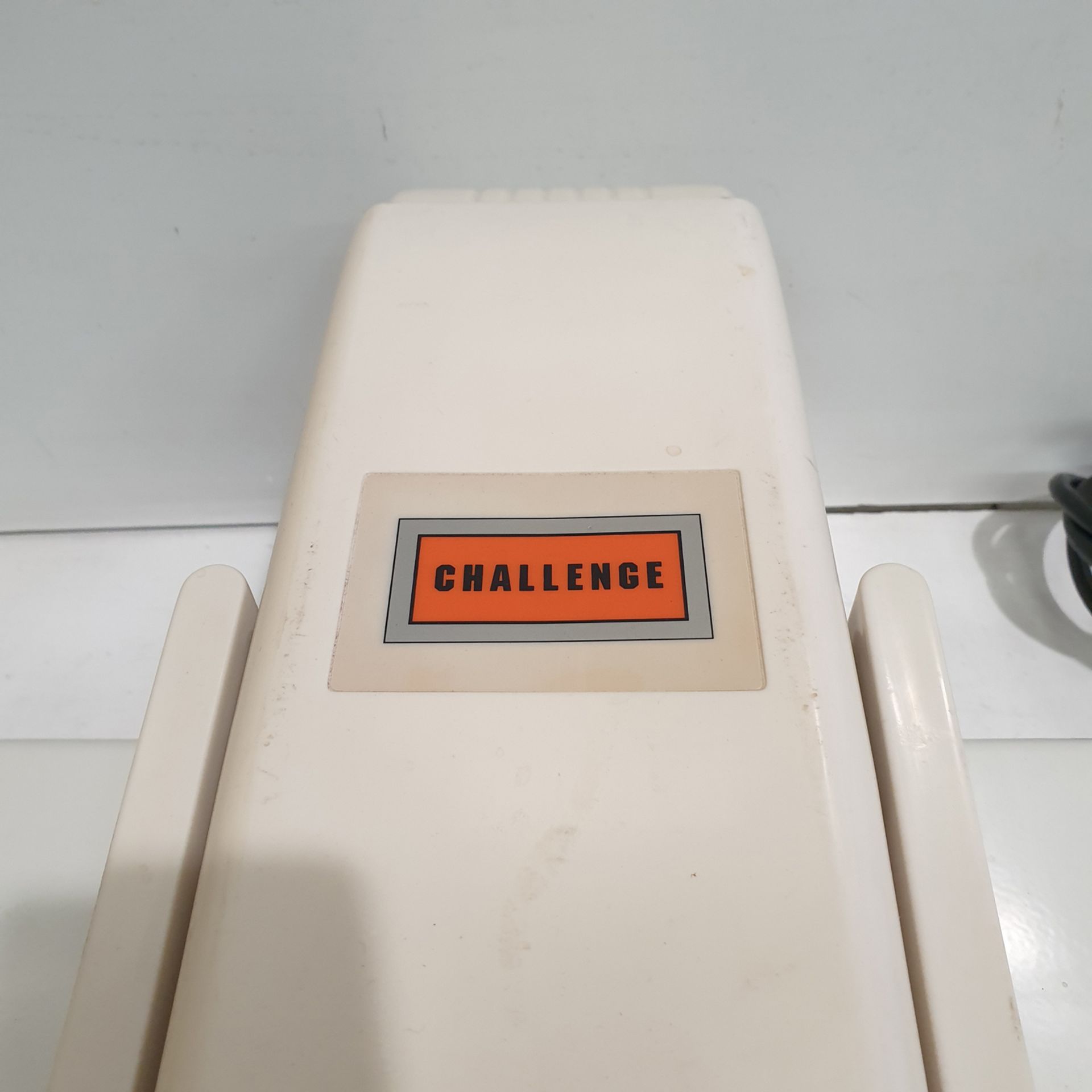 Challenge Model PSP-2001 Electronic Steam Press Iron. 230VAC. 50Hz. 1400W. - Image 3 of 5