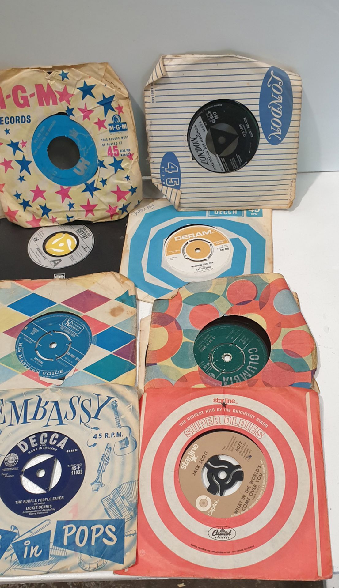 Selection of Various Vinyl Records. 45rpm Singles as Lotted. - Image 6 of 6