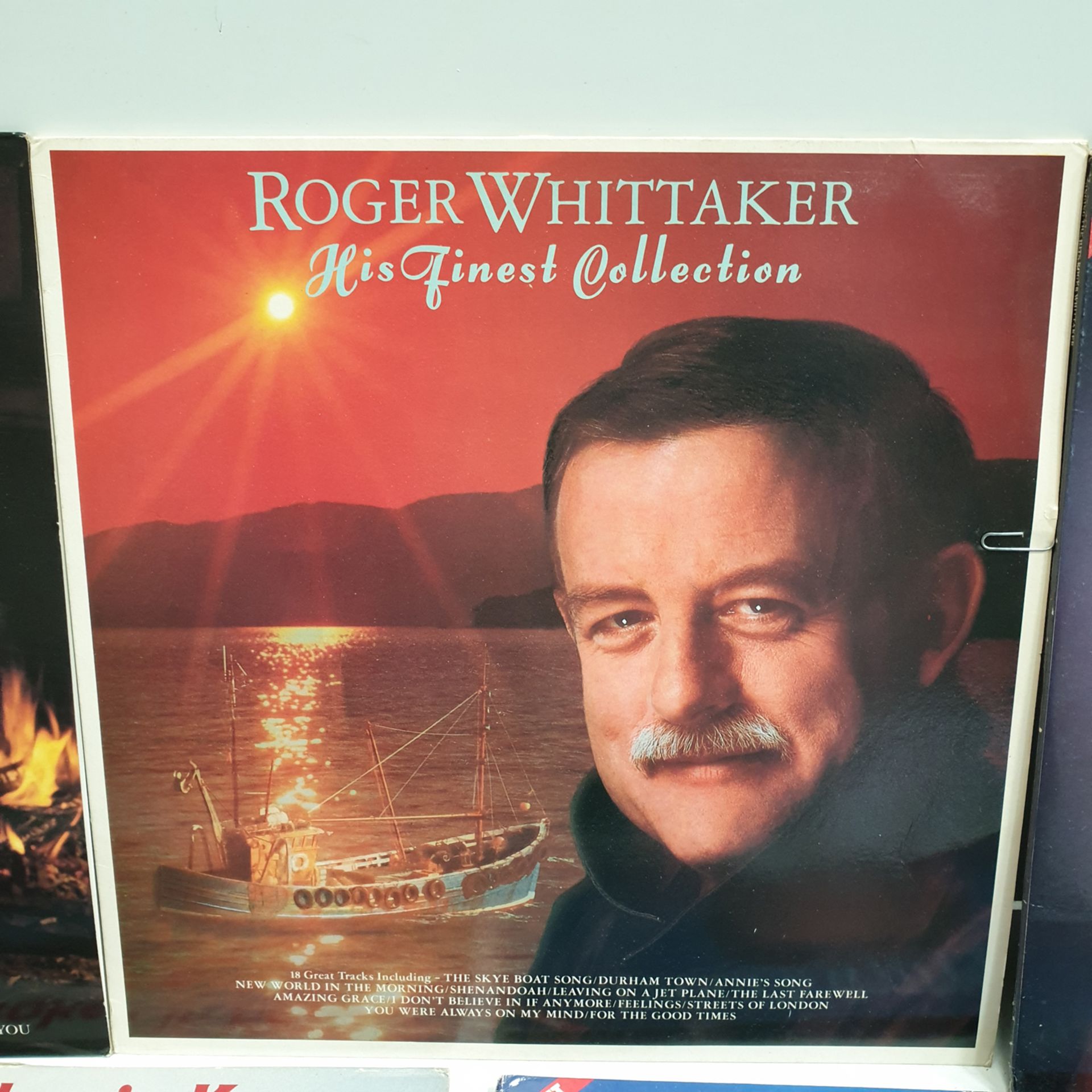 Selection of 6 Roger Whittaker Vinyl Records. Includes 1 Signed Book. - Image 5 of 9