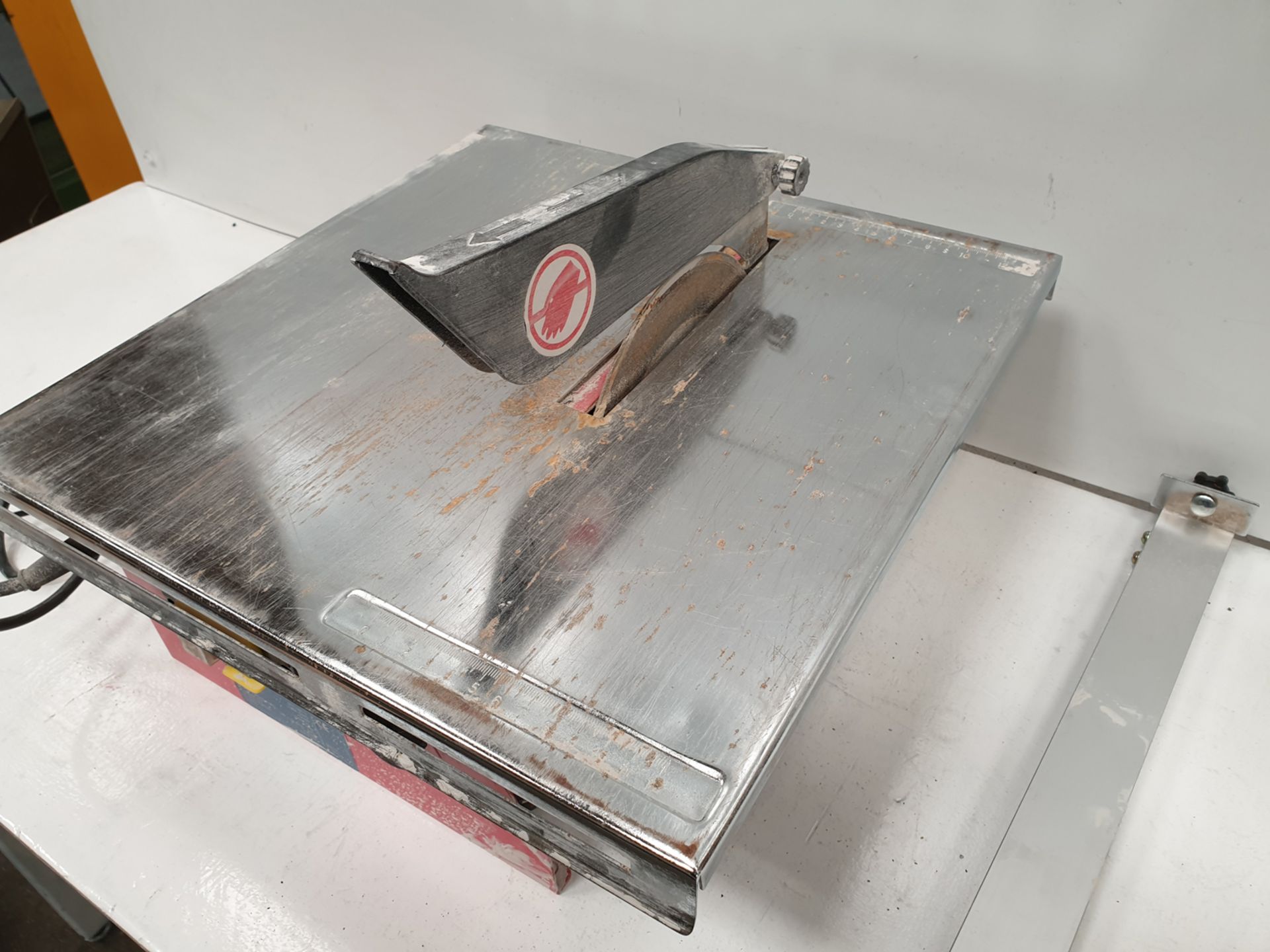 nutool Model NTC180-3 Tile Cutter. 550W. With Spare Blade. - Image 3 of 7