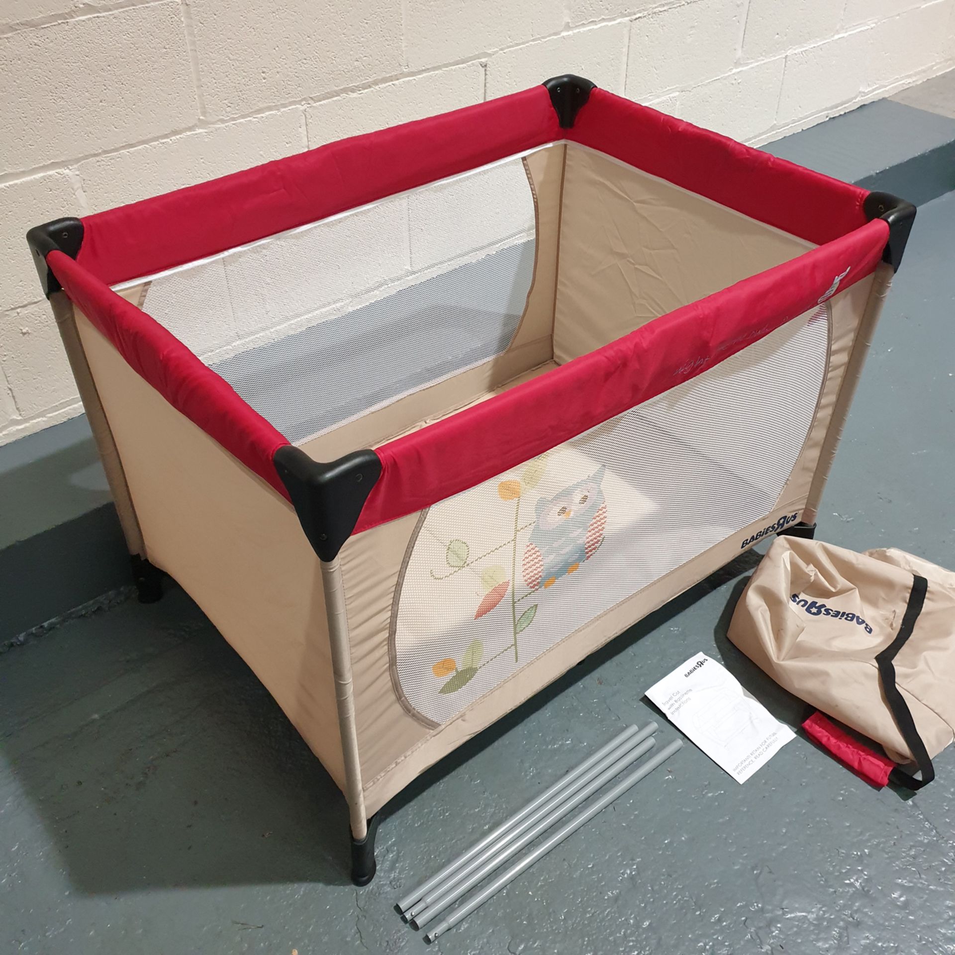 BABIES R Us Travel Cot With Bassinette. Comes With Instructions. - Image 3 of 5