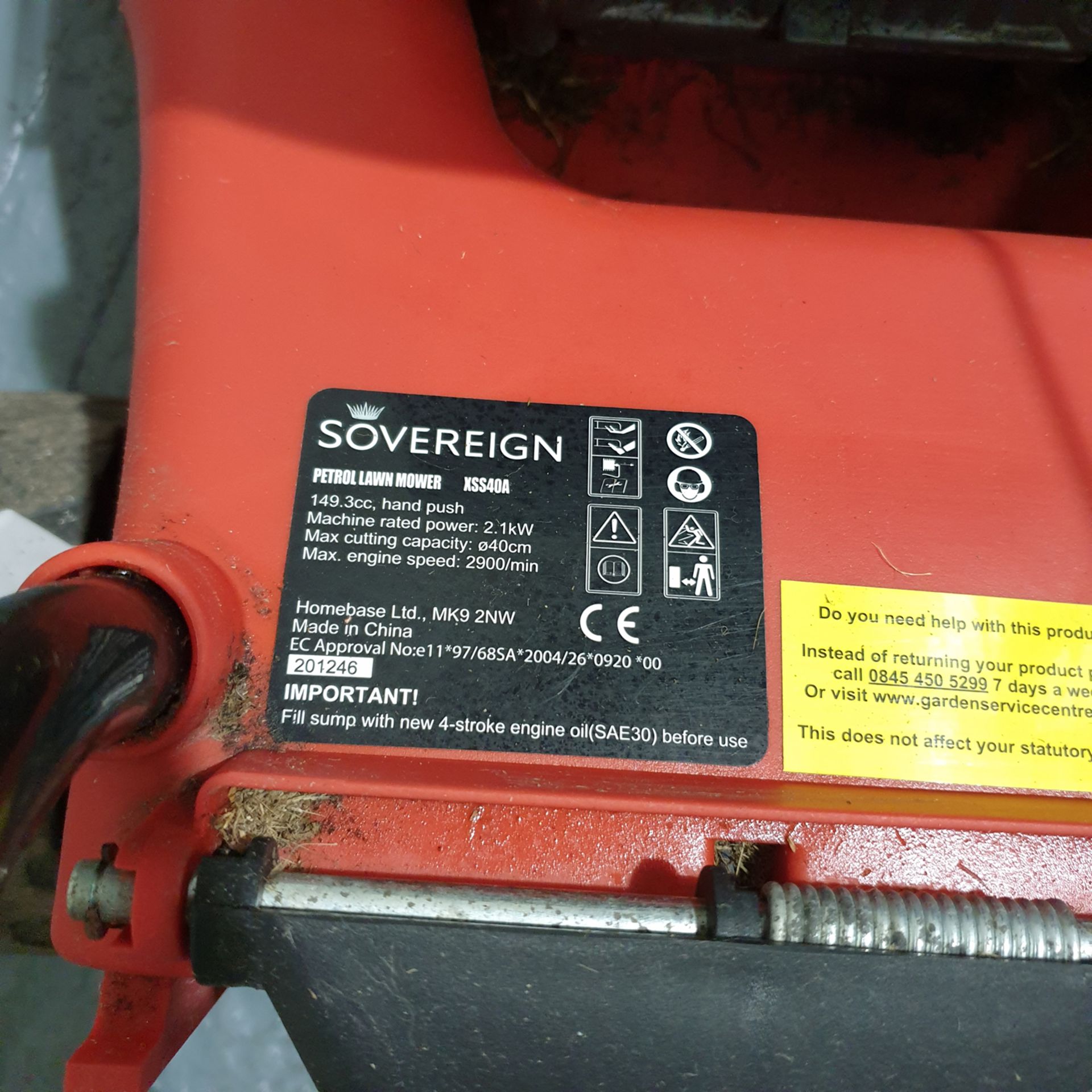 SOVEREIGN Model XSS40A Petrol Lawn Mower. 149.3cc Hand Push. - Image 6 of 6