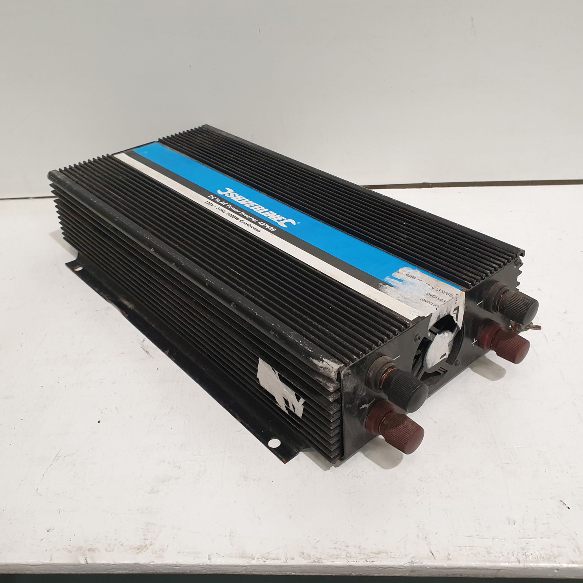 SILVERLINE DC to AC Power Inverter. Model 427628. 230V / 50Hz / 2000W Continuous. - Image 3 of 5