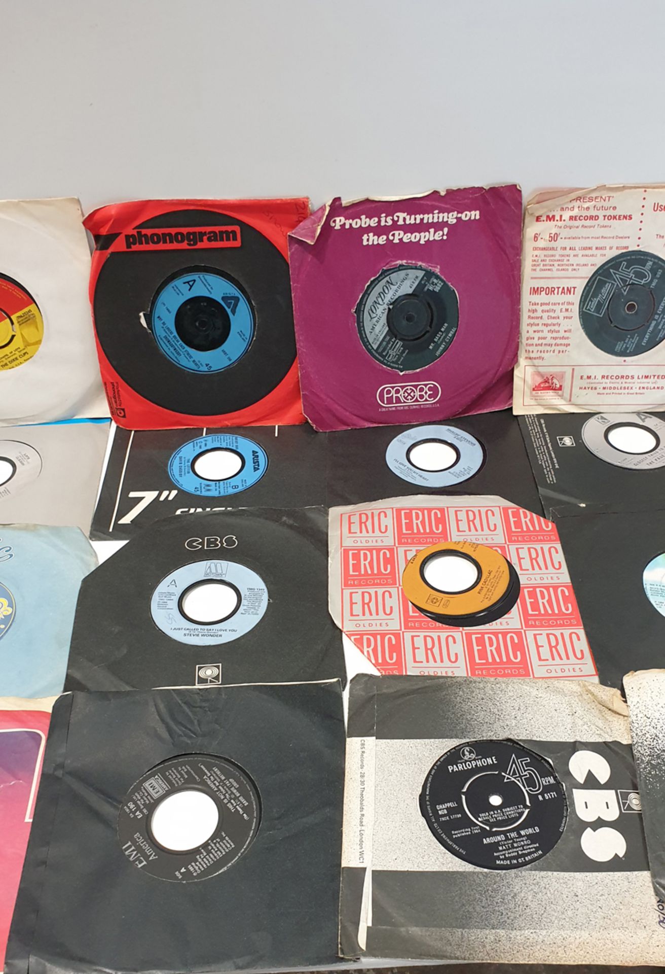 Selection of Various Vinyl Records. 45rpm Singles as Lotted. - Image 4 of 5