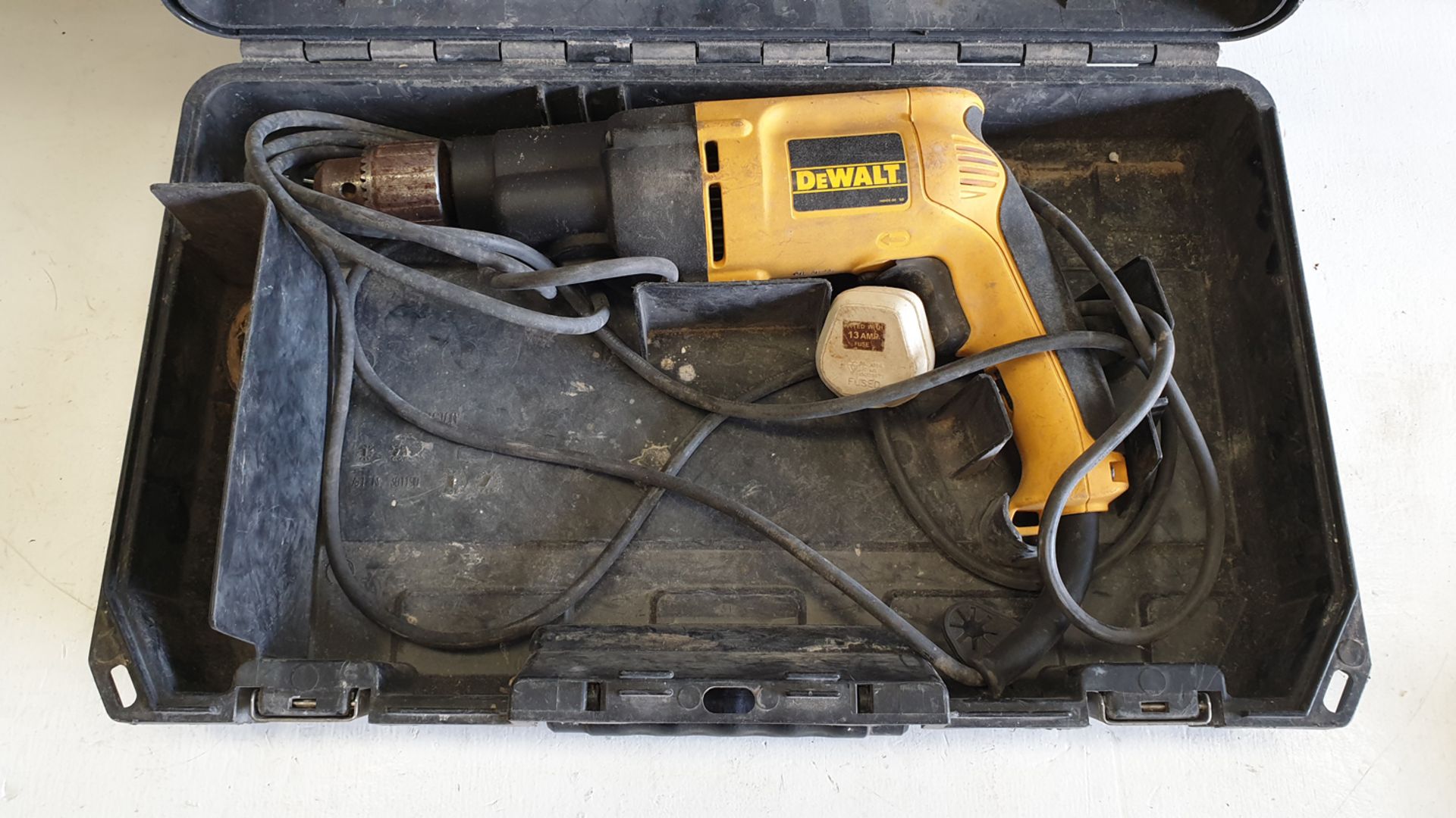 DeWALT DW505-GB Drill. 230V. In Box. - Image 2 of 3