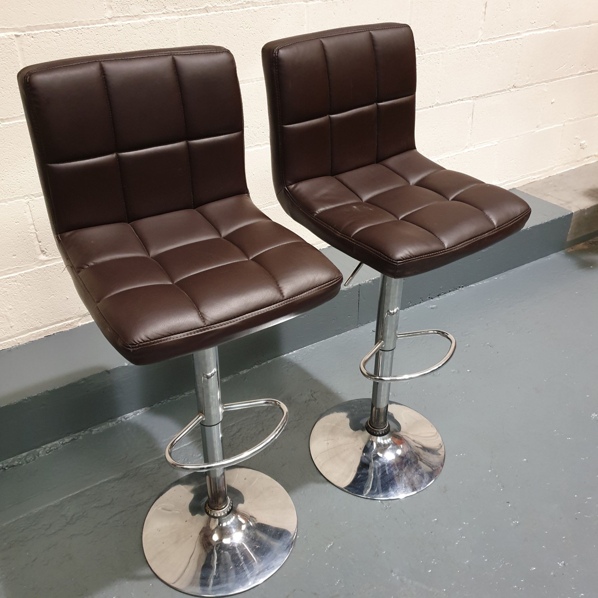 2 x Adjustable Bar Stools. - Bild 3 aus 3