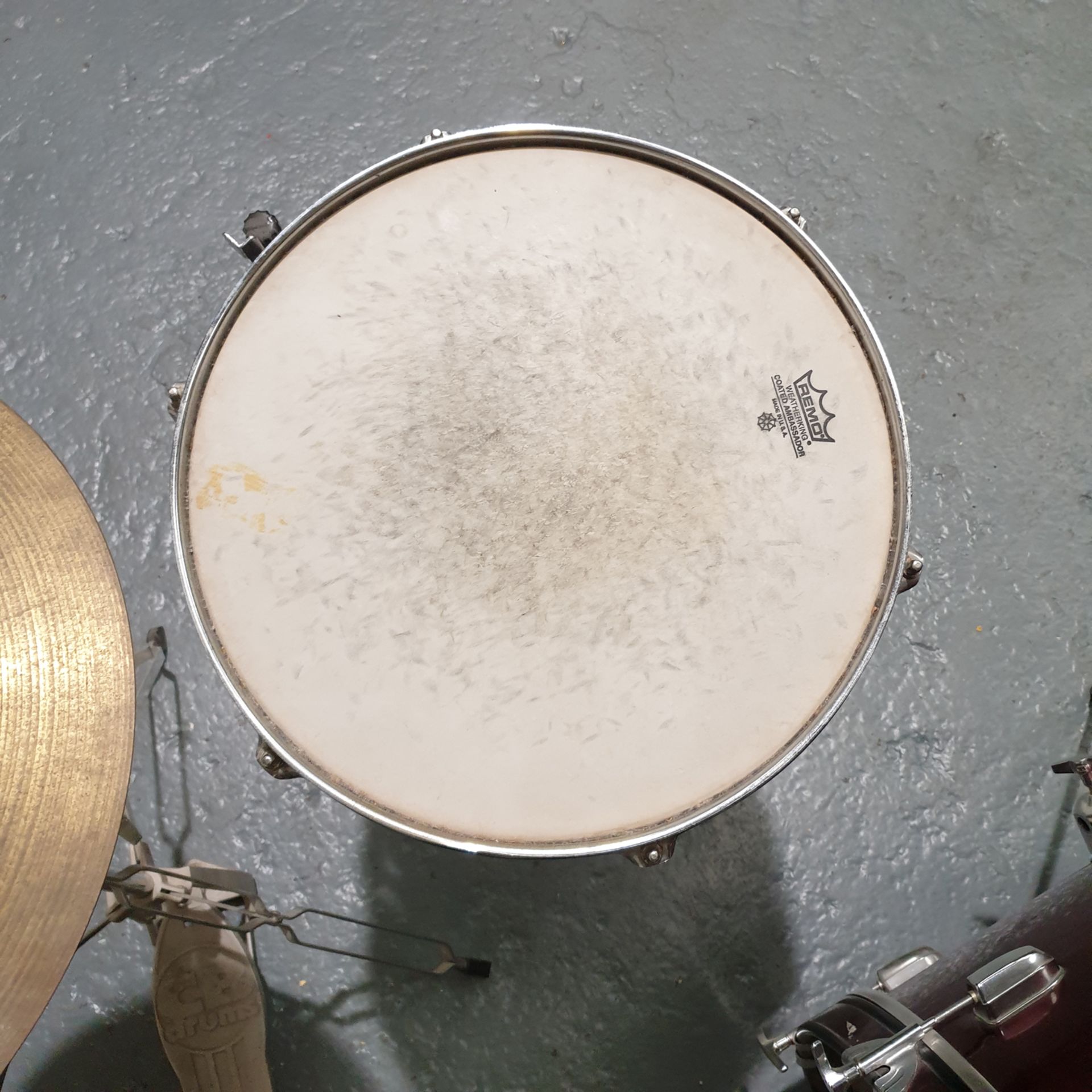 CB DRUMS Drum Set. 5 Drums and 2 Symbols. 1 Damaged Drum. - Image 10 of 10