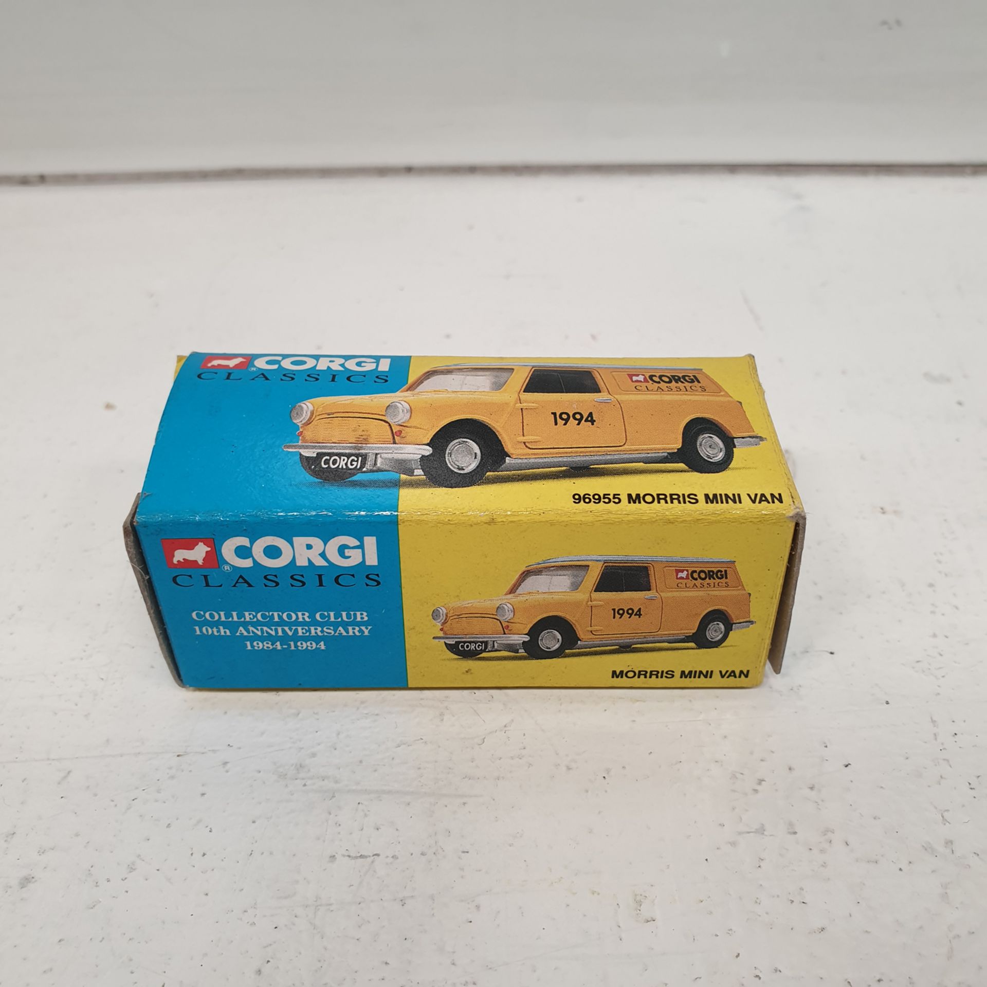 Corgi Classic Collector Club 10th Anniversary 1984-1994 Model 96955 Morris Mini Van.