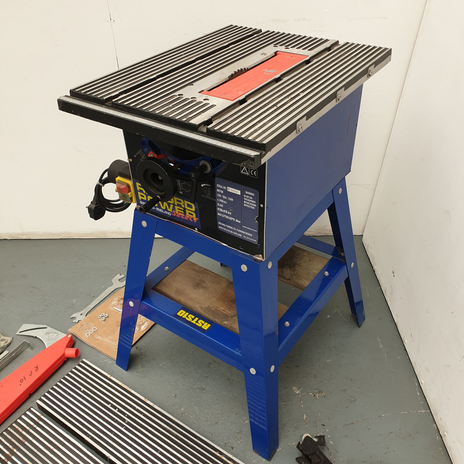 Record Power Table Saw on Stand. With Extendable Table and Accessories. - Image 3 of 11