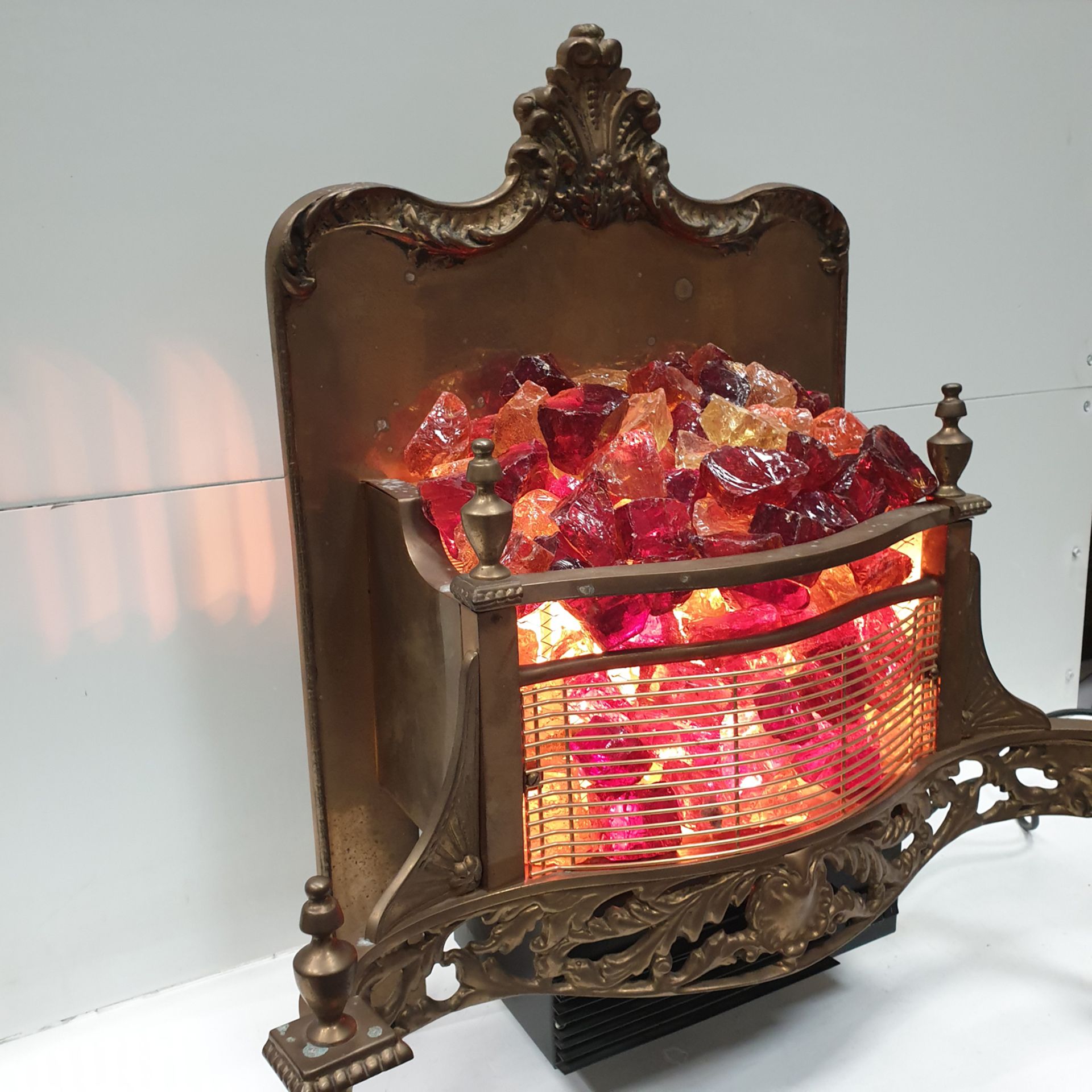 Brass Electric Fire, with Fire Effect Lighting and Glass Stones. - Image 2 of 8